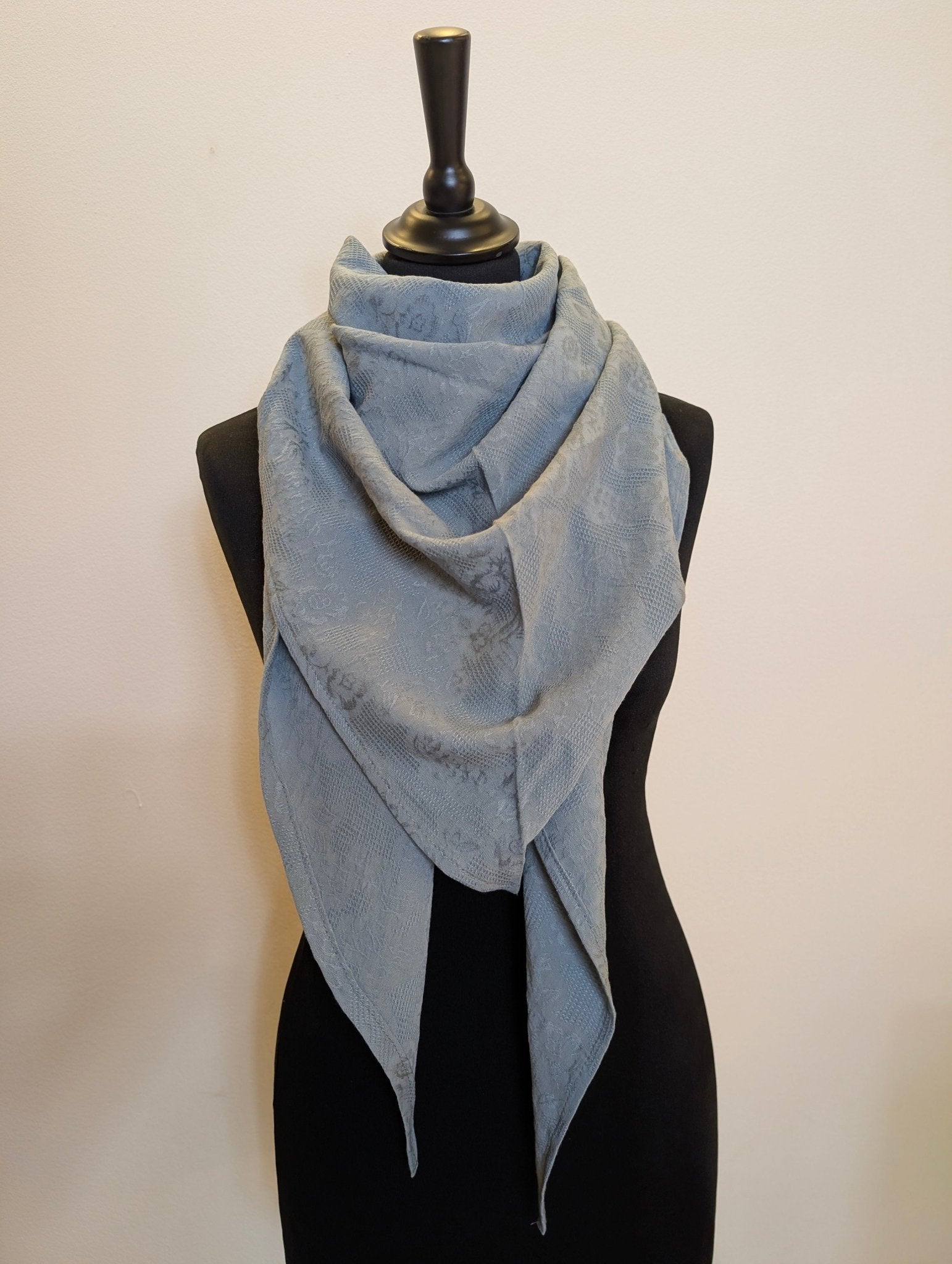 Bomullssjal Trekant Ljusblå | Rino Sjal i One size från Rino Design Sthlm