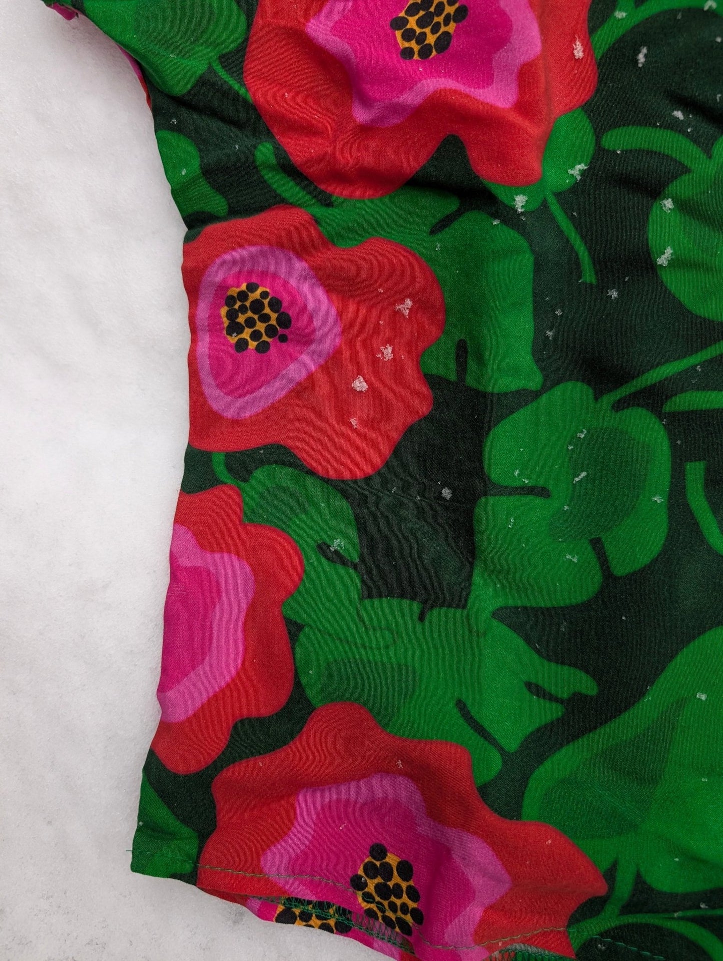 Box - blus dam i viskos/cupro – Törnrosa grön/cerise - Rino Design Sthlm