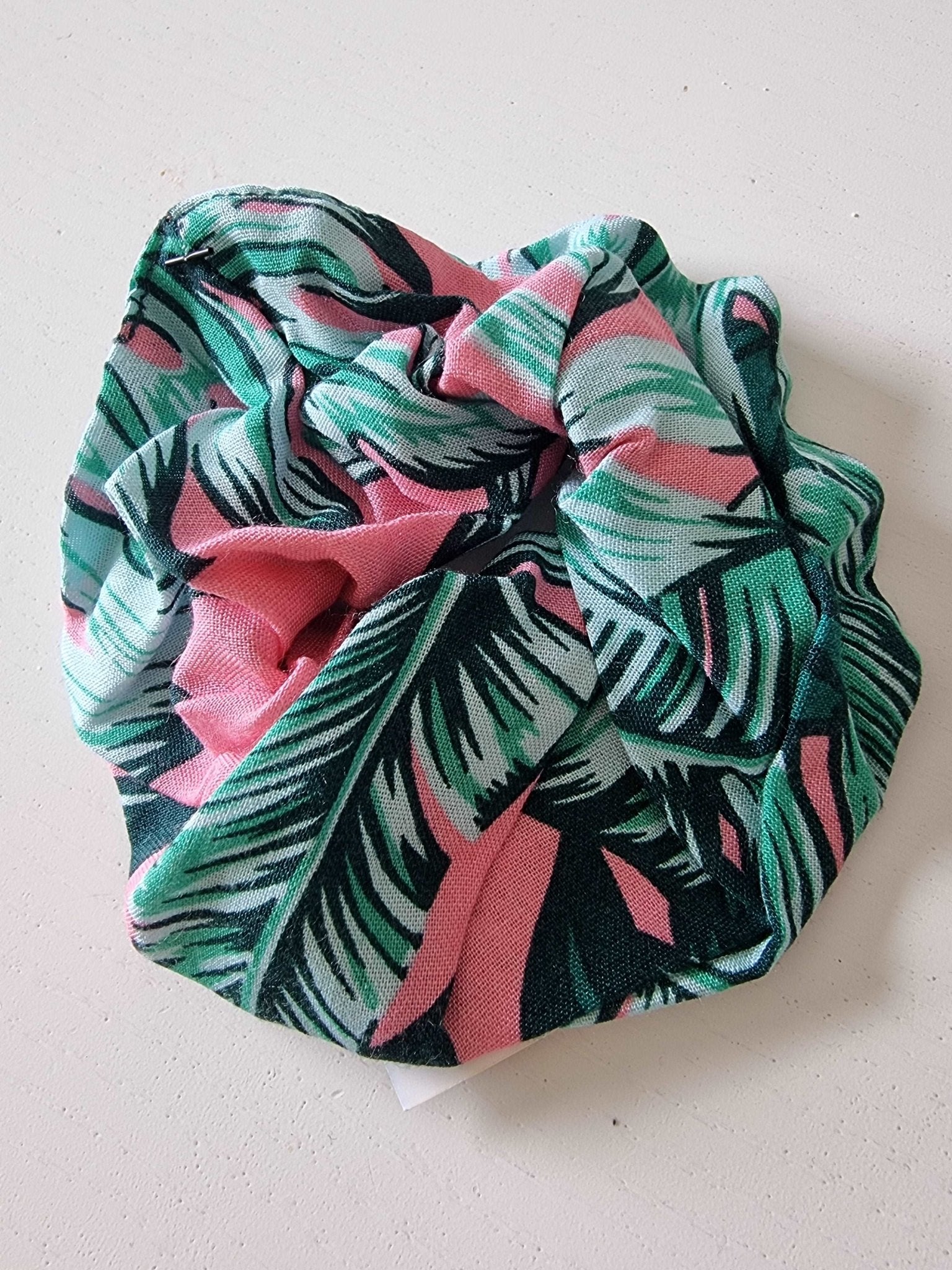 Hårsnodd Rosagrön | Rino Hårsnodd i One size från Rino Design Sthlm