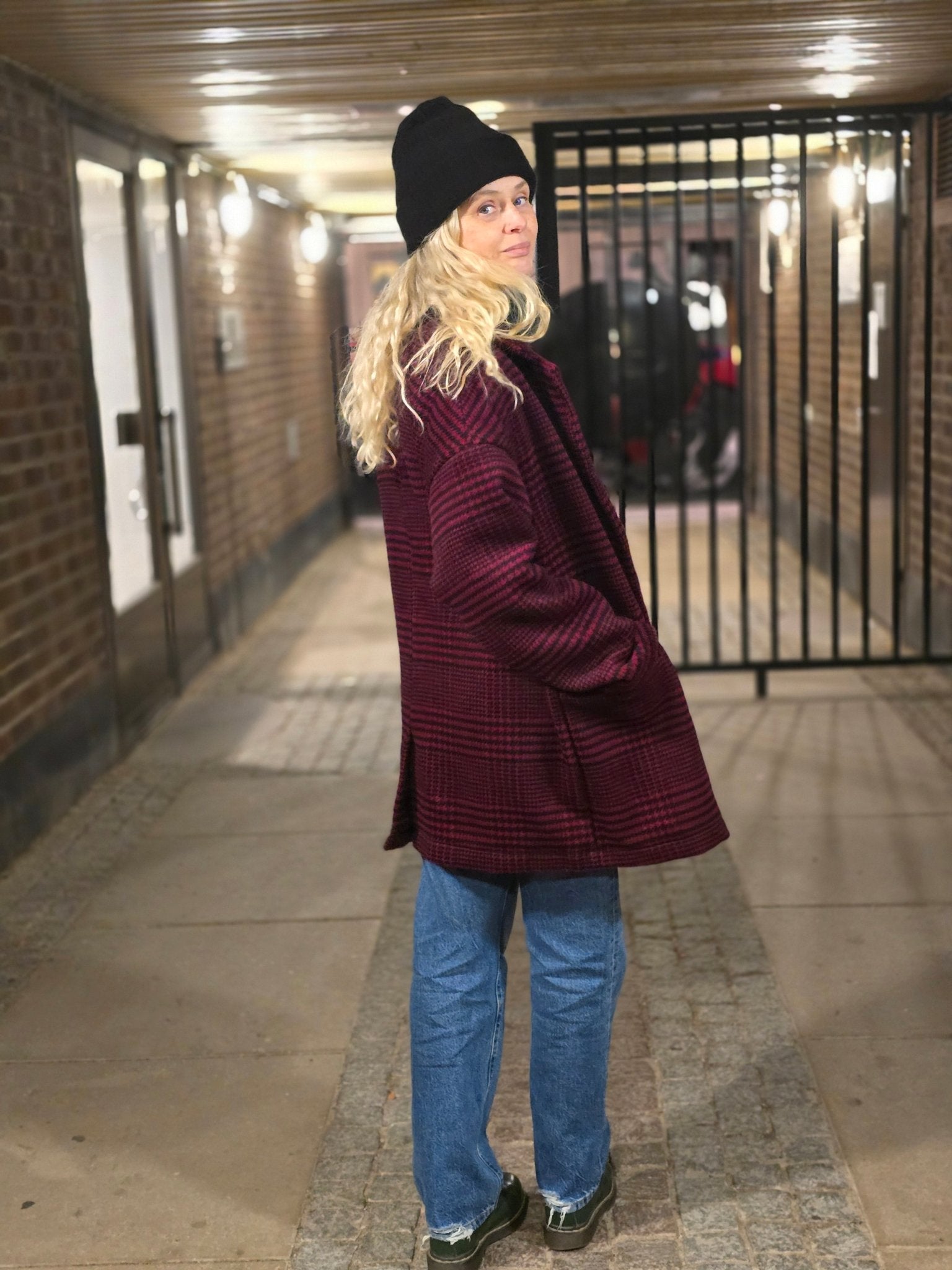 Jacka oversized röd ull - Rino Design Sthlm