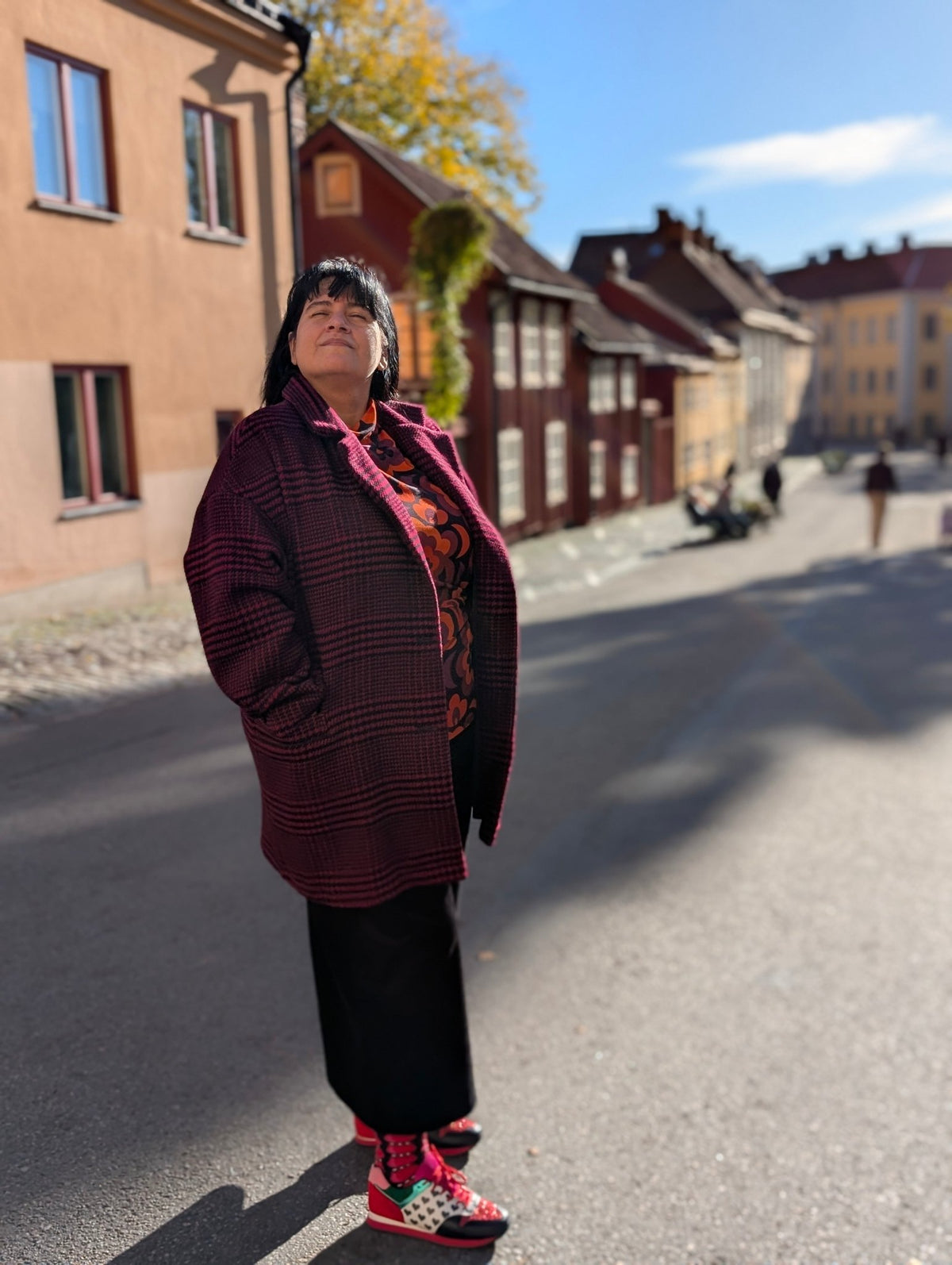 Jacka Oversized Röd Ull | Rino Kavaj oversized i Mellan från Rino Design Sthlm