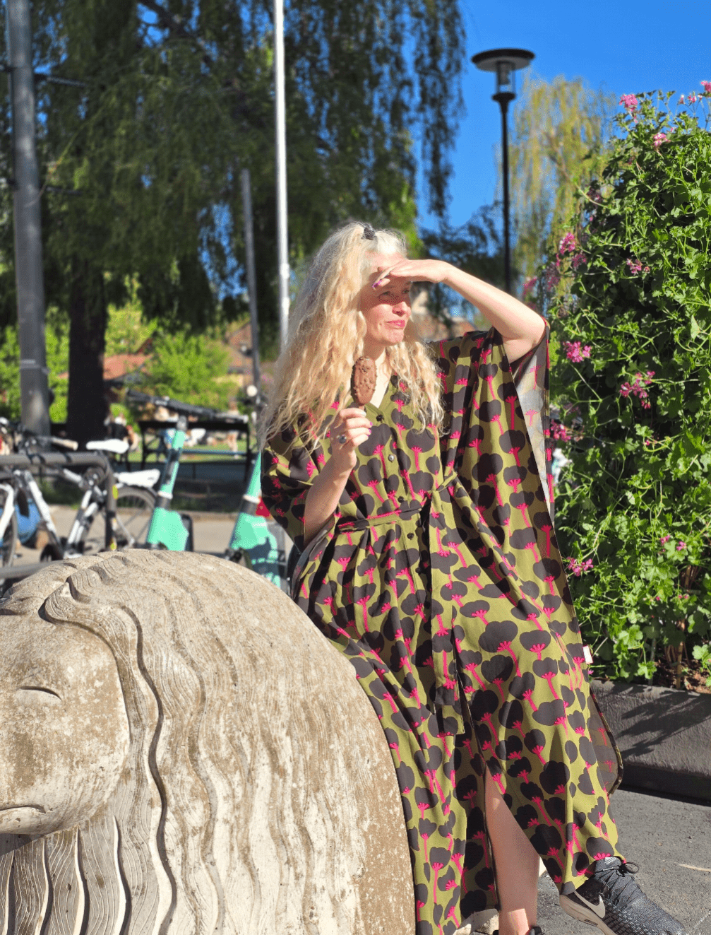 Kaftan Poppy - luftig kaftanklänning - Hållbar design - Rino Design Sthlm