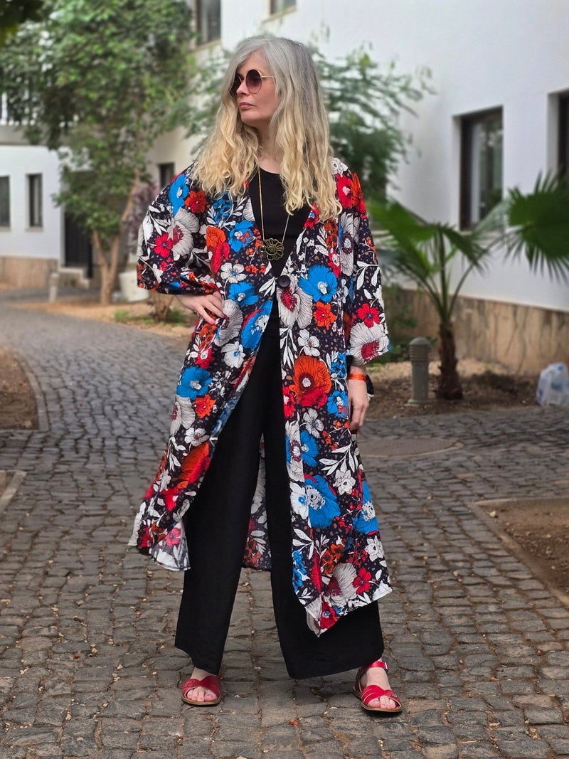 Kaftan Wonder Woman Blåröd | Rino Kaftanklänning i One size från Rino Design Sthlm