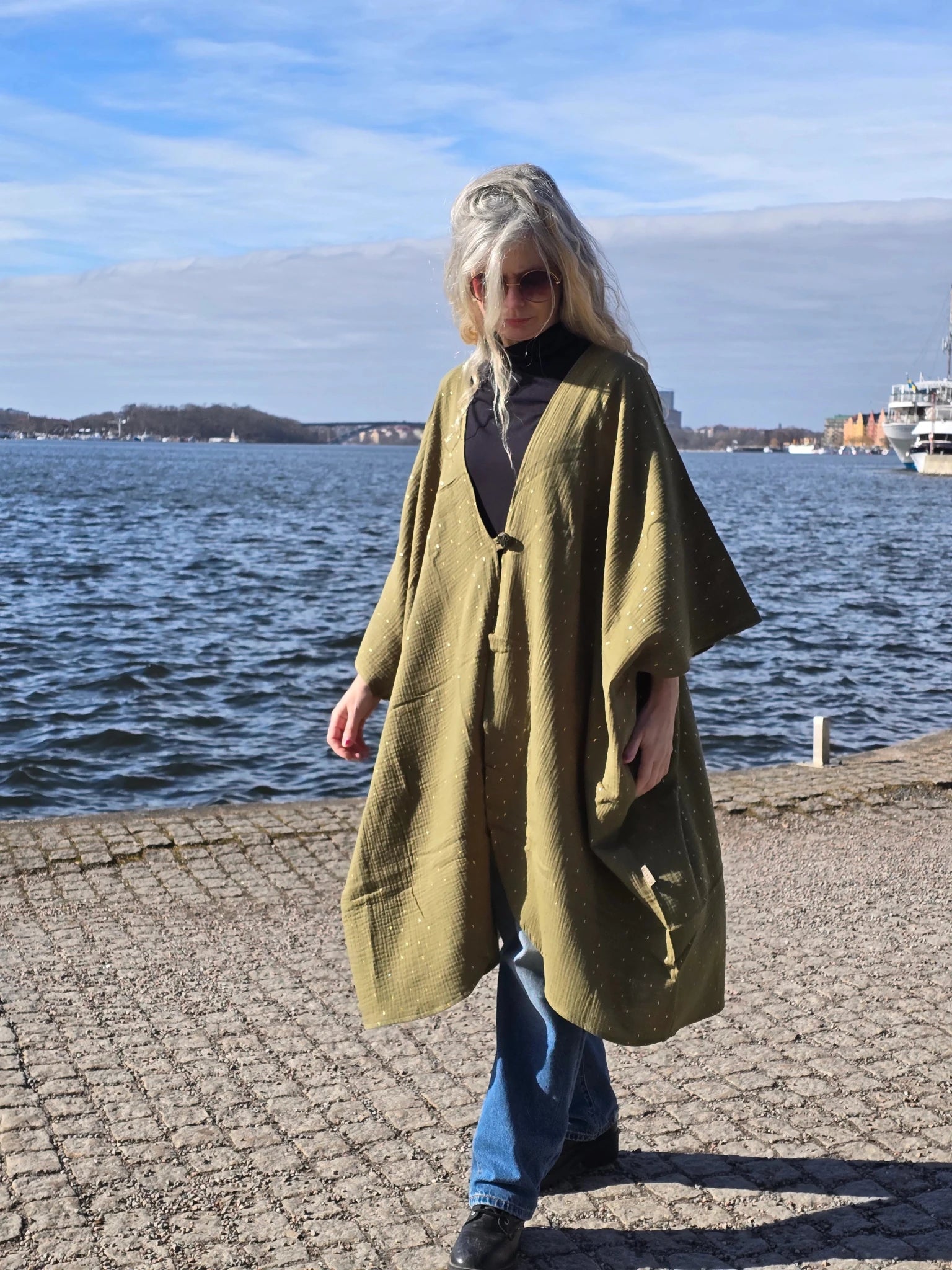 Kaftan Wonder Woman Grön - guld | Rino Kaftan muslin i One size från Rino Design Sthlm
