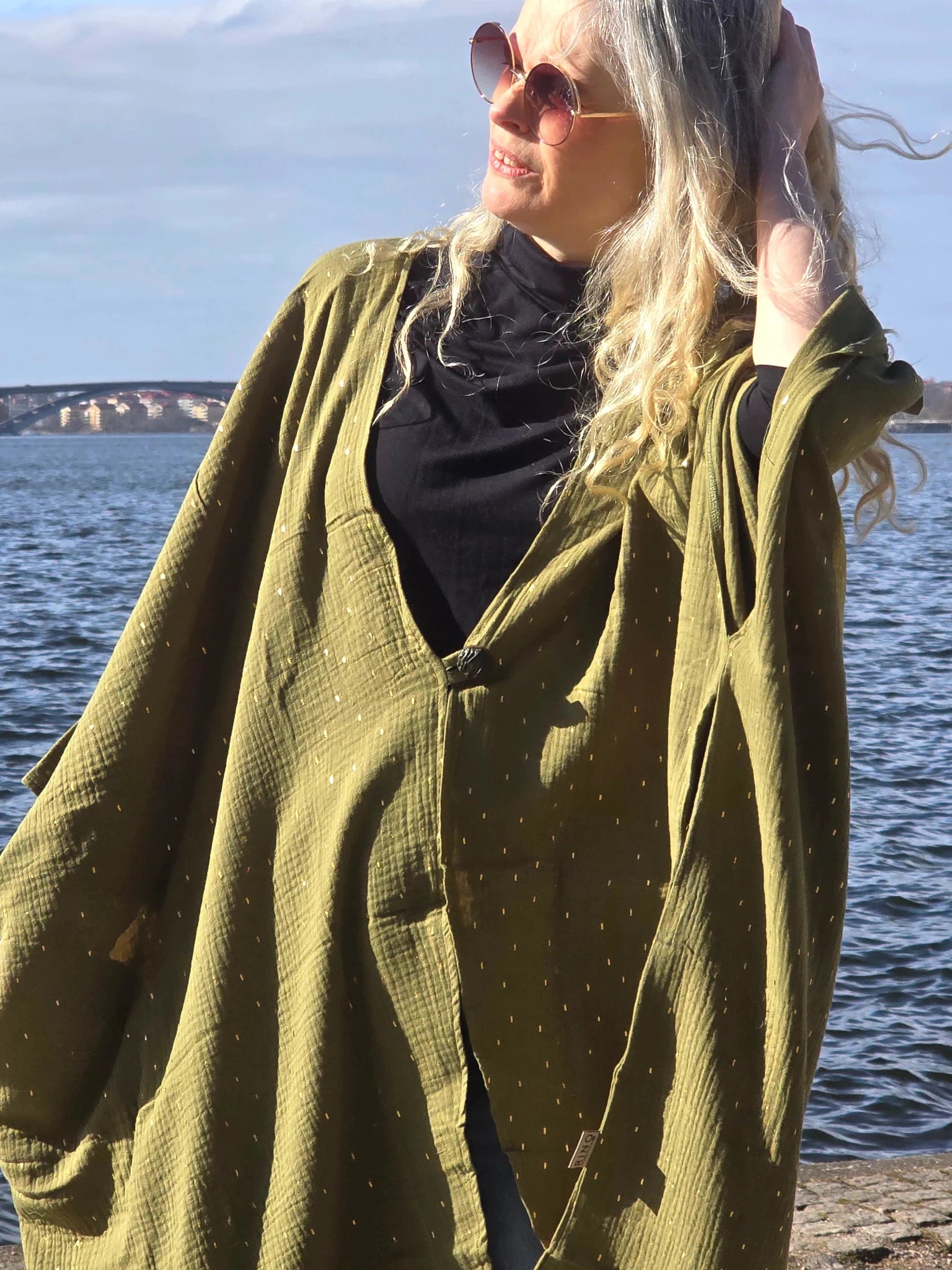 Kaftan Wonder Woman Grön - guld | Rino Kaftan muslin i One size från Rino Design Sthlm