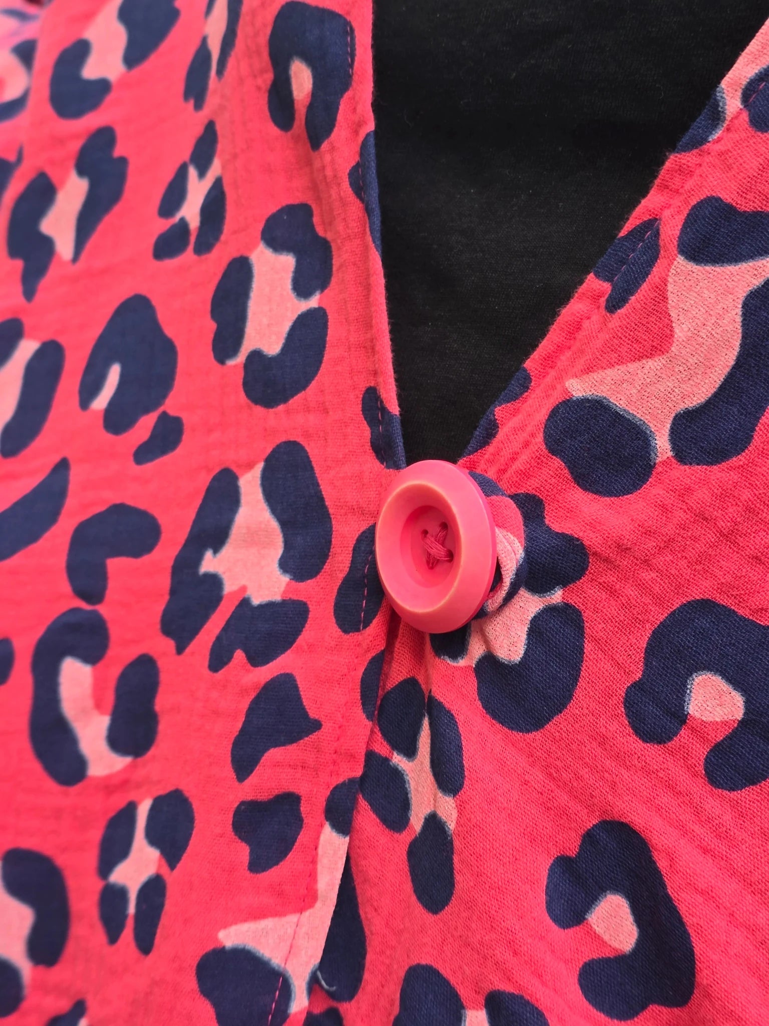 Kaftan Wonder Woman Leopard | Rino Kaftan muslin i One size från Rino Design Sthlm