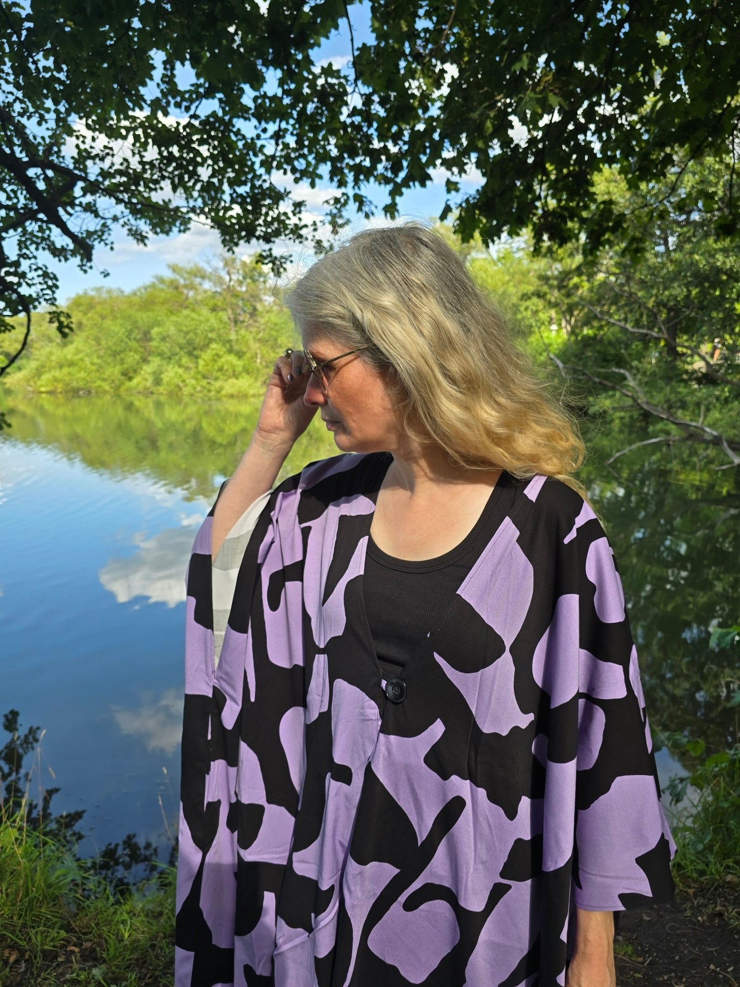 Kaftan Wonder Woman Lila grafisk - Rino Design Sthlm