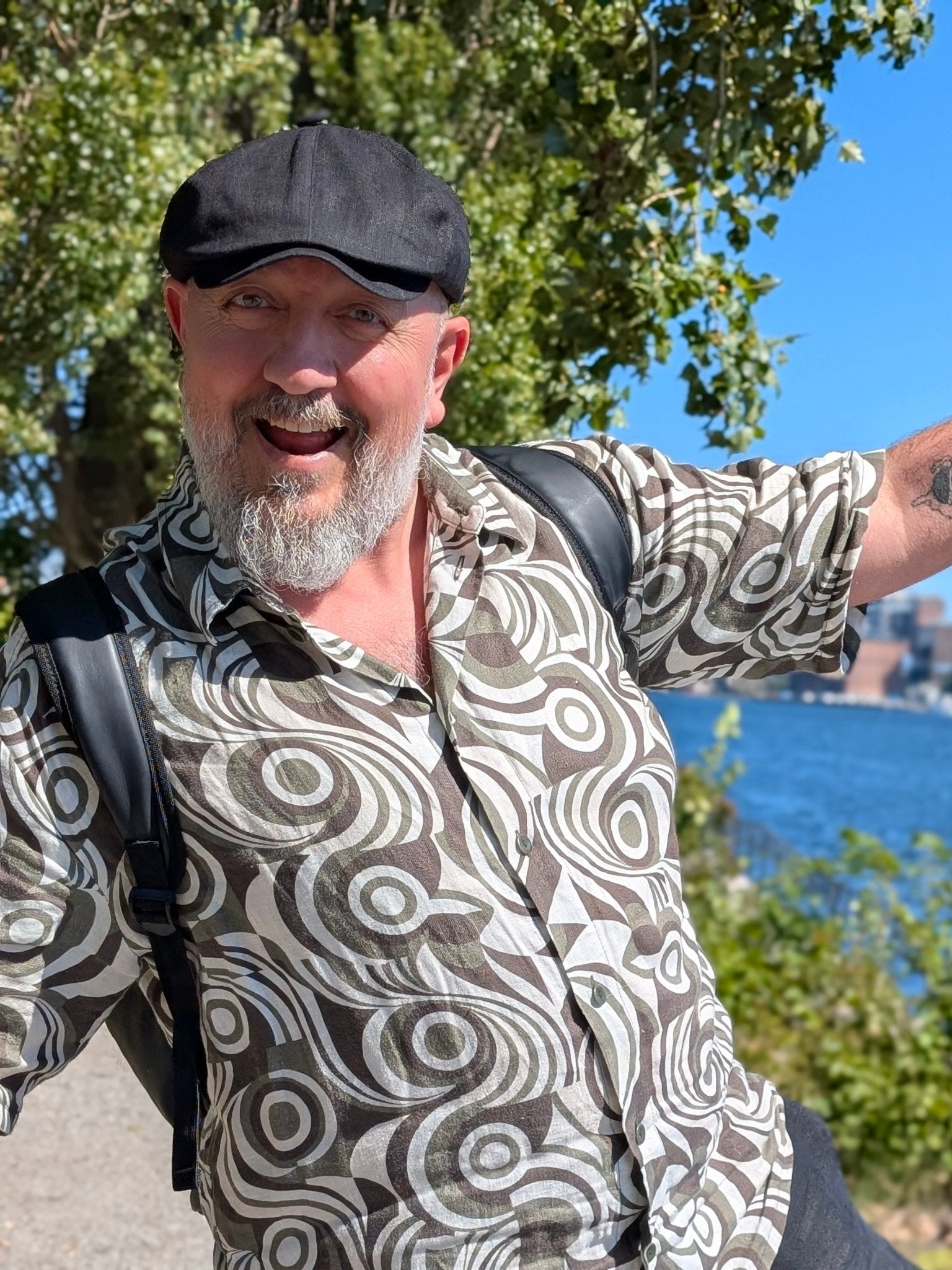 Keps Linne Svart | Rino Keps i S från Rino Design Sthlm