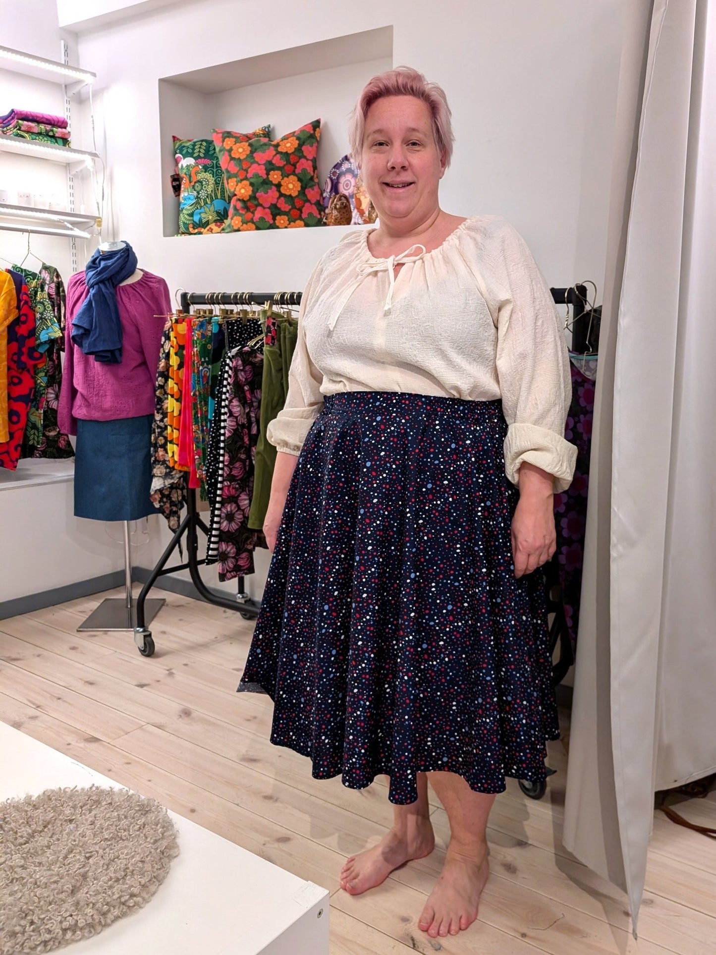 Kjol snurr. Prickig - Rino Design Sthlm