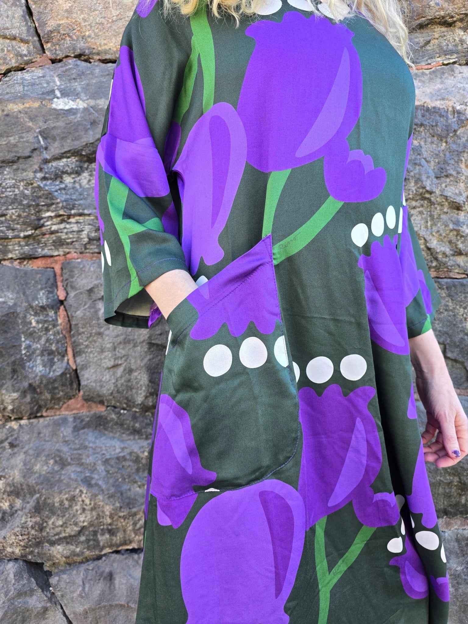 Klänning Vera Tulpan Lila | Rino Klänning i S från Rino Design Sthlm