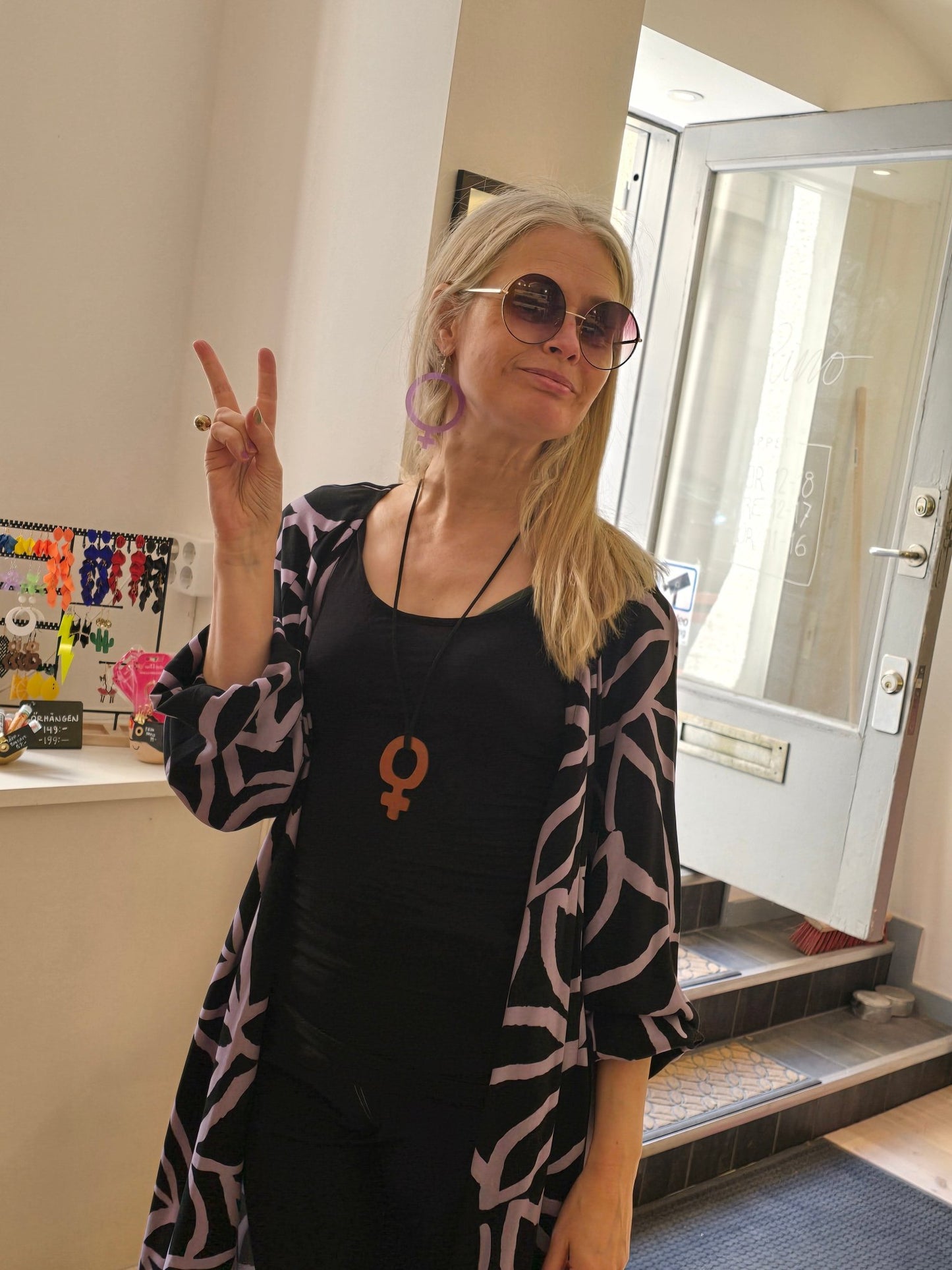 Klänning Omlott Lila grafisk - Rino Design Sthlm