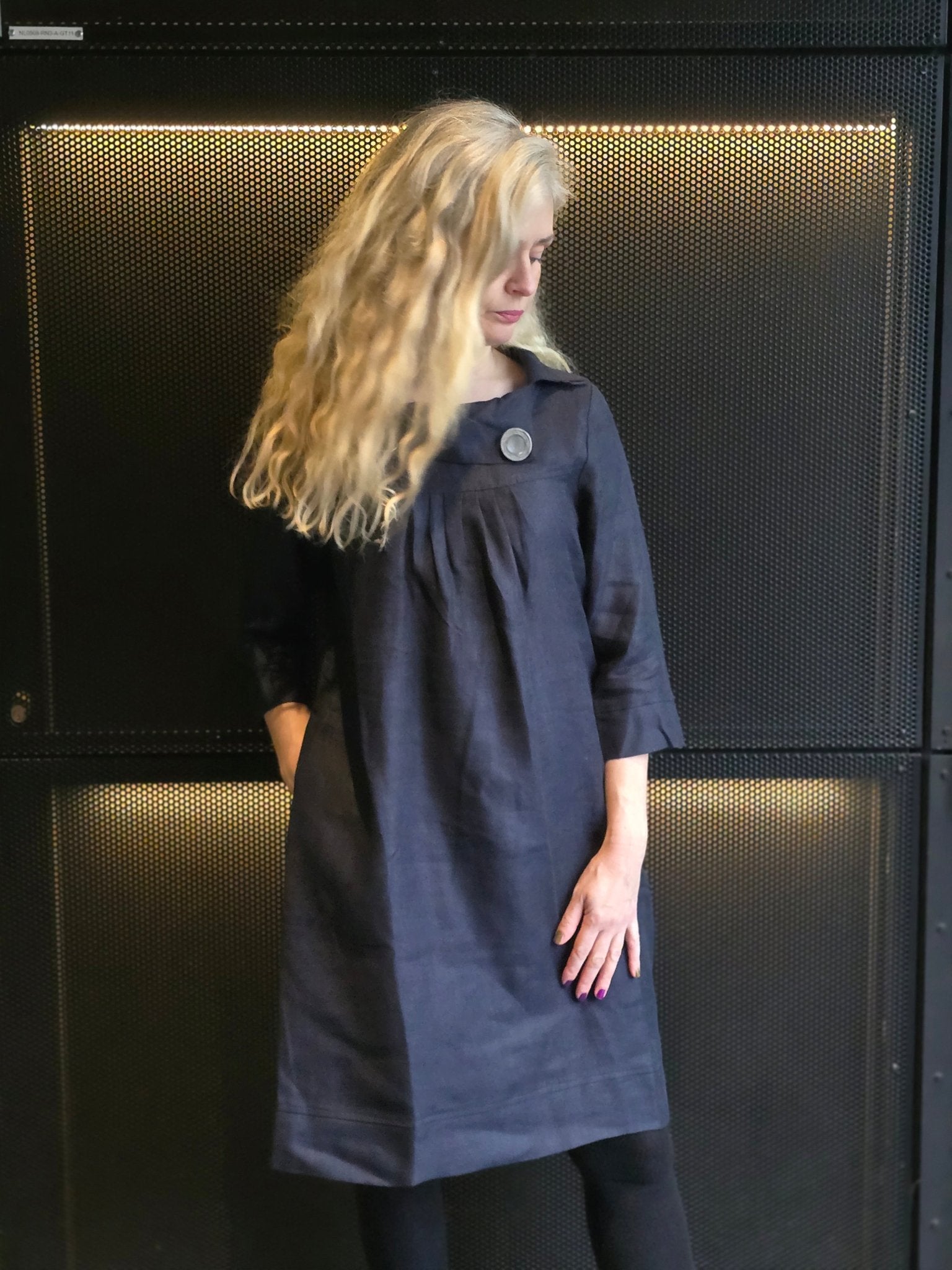 Klänning Prästkrage Mörkblå | Rino Klänning i S från Rino Design Sthlm