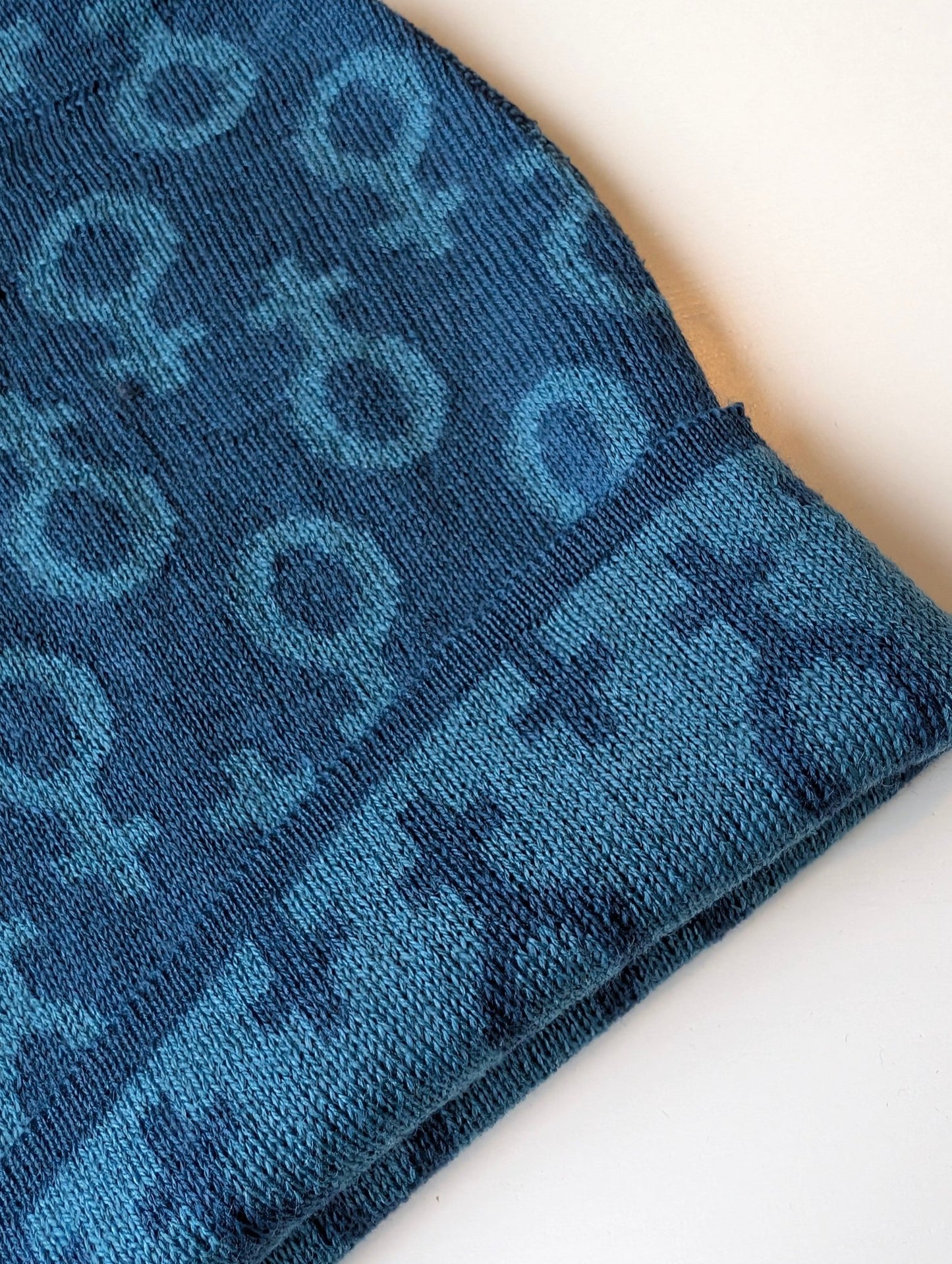 Mössa Ull Feminist Petrol - Rino Design Sthlm