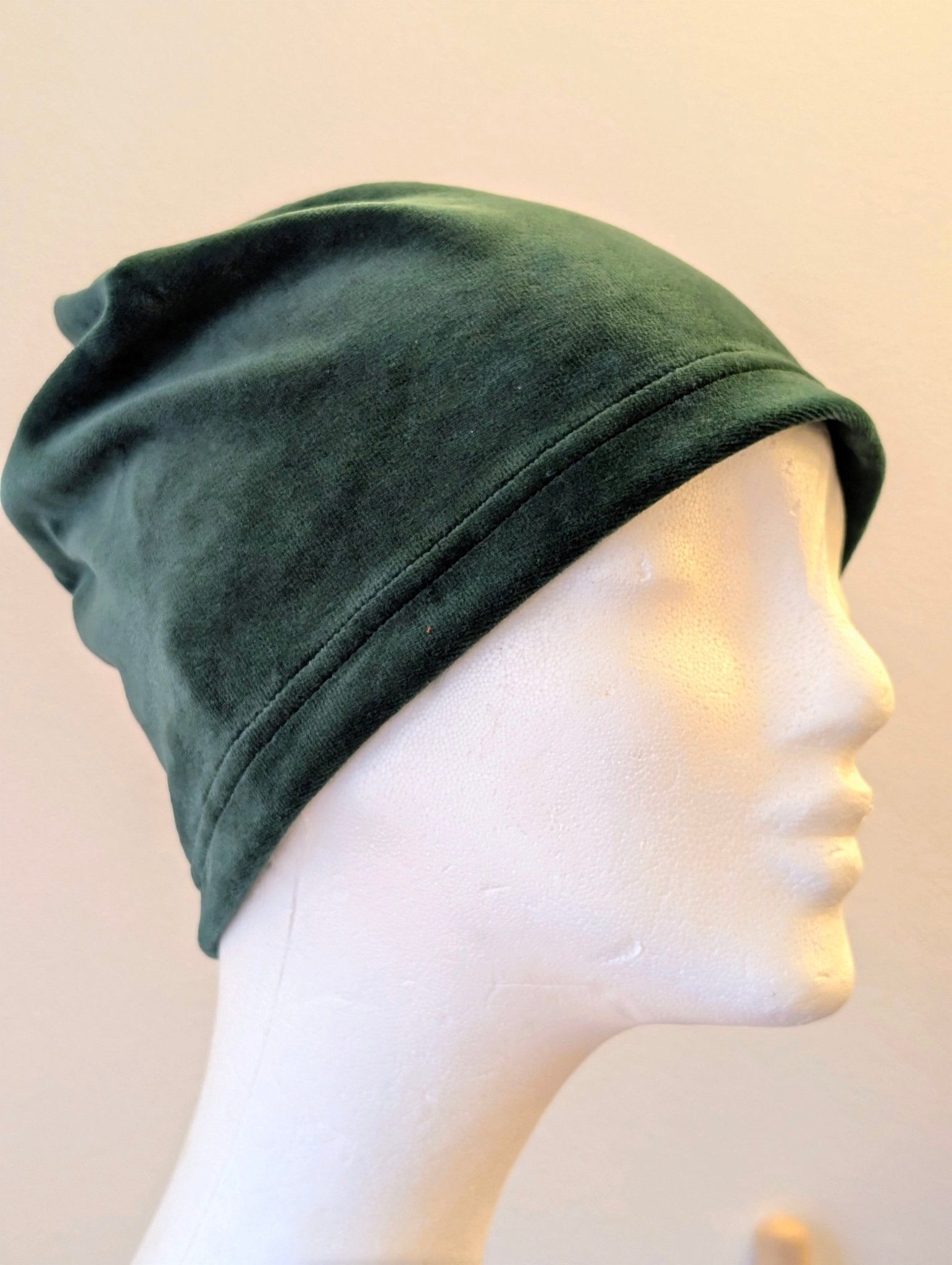 Mössa Velour Grön | Rino Mössa i One size från Rino Design Sthlm