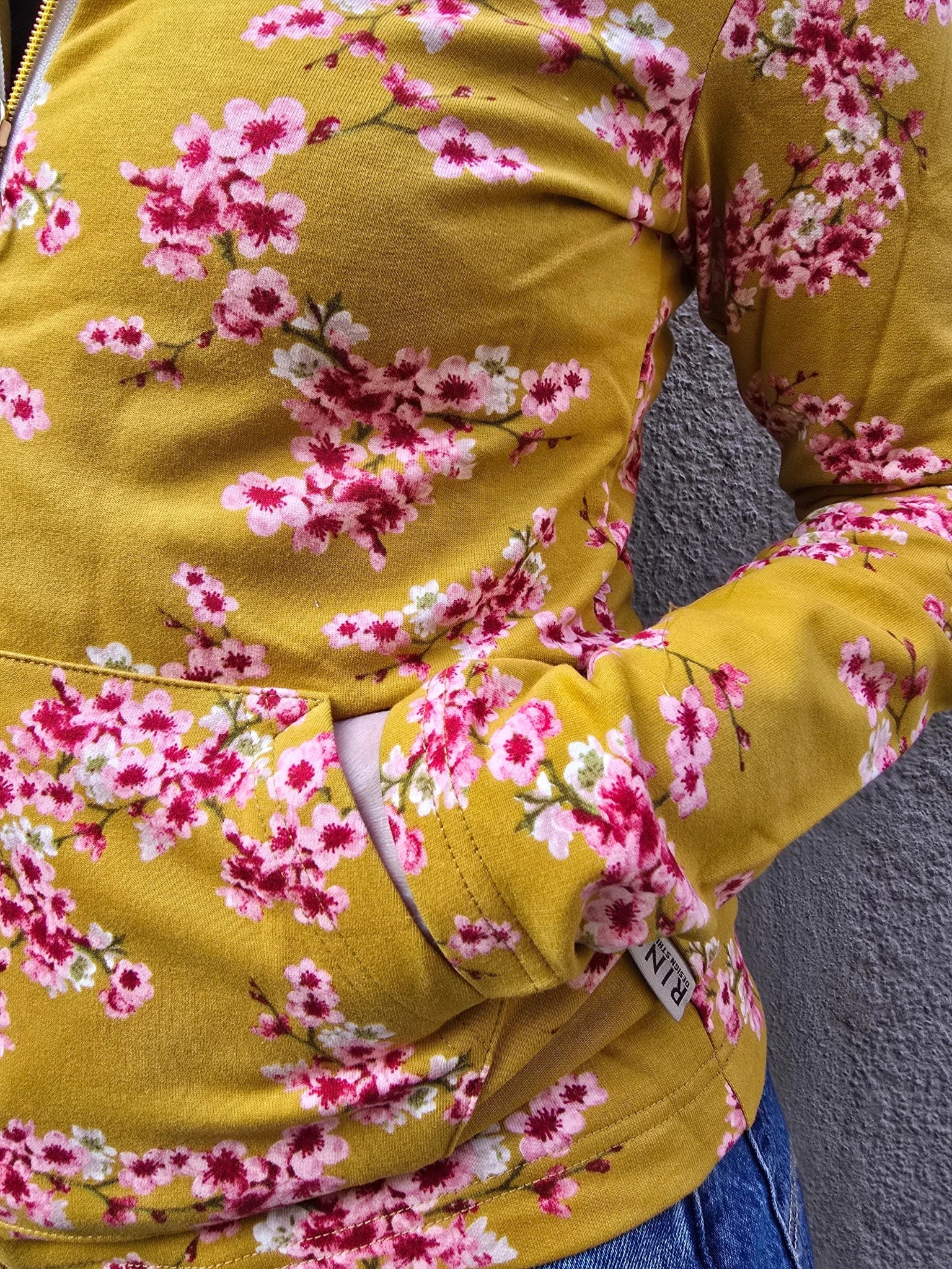 Munkjacka / Hoodie Körsbärsblom | Rino Munkjacka i S från Rino Design Sthlm