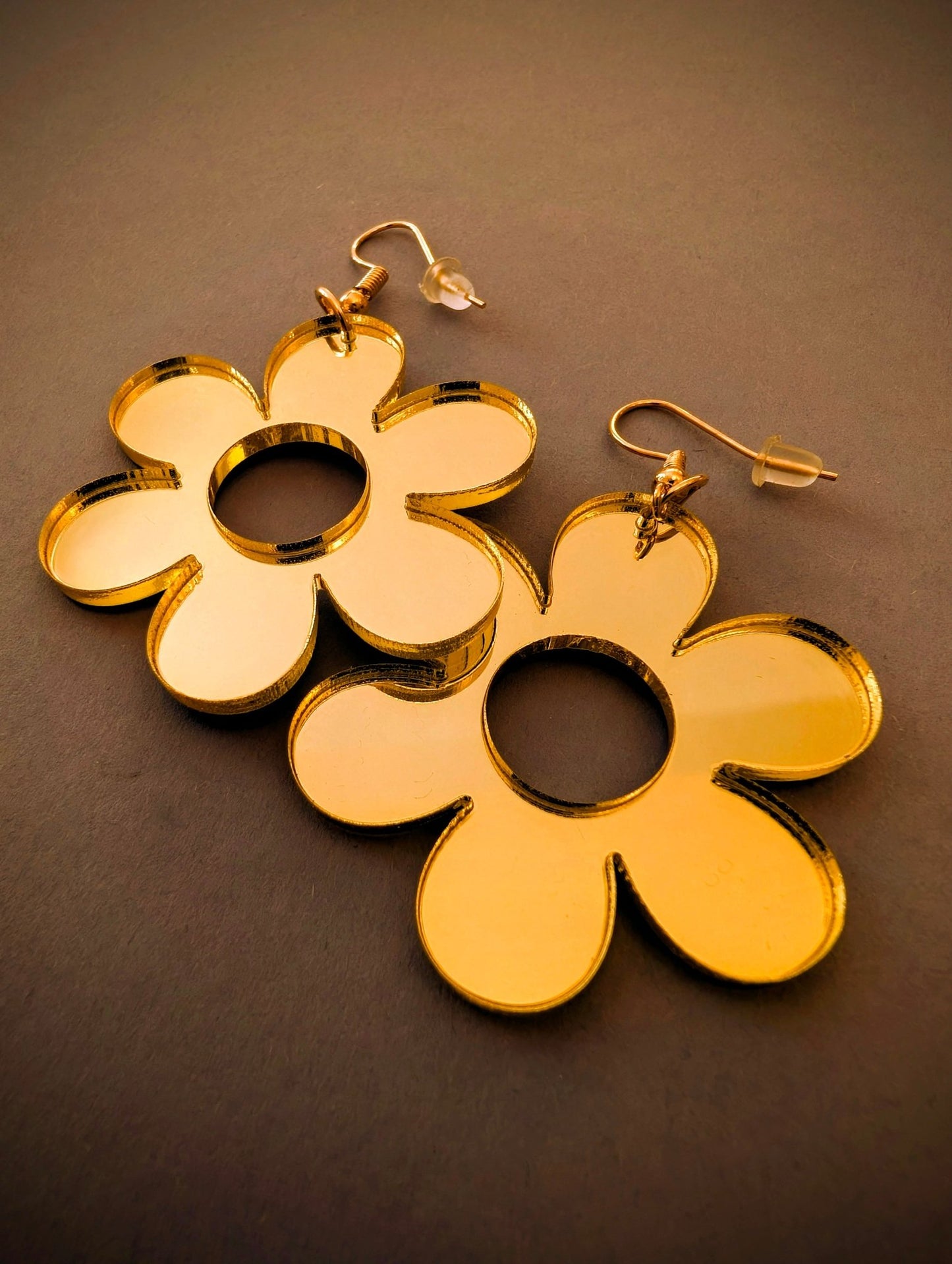 Örhängen Flower Power Guld by Rino - Rino Design Sthlm