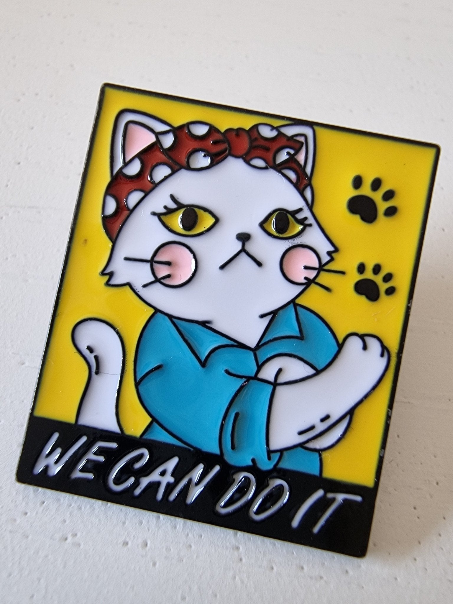 Pin We can do it Pins i One size från Rino Design Sthlm