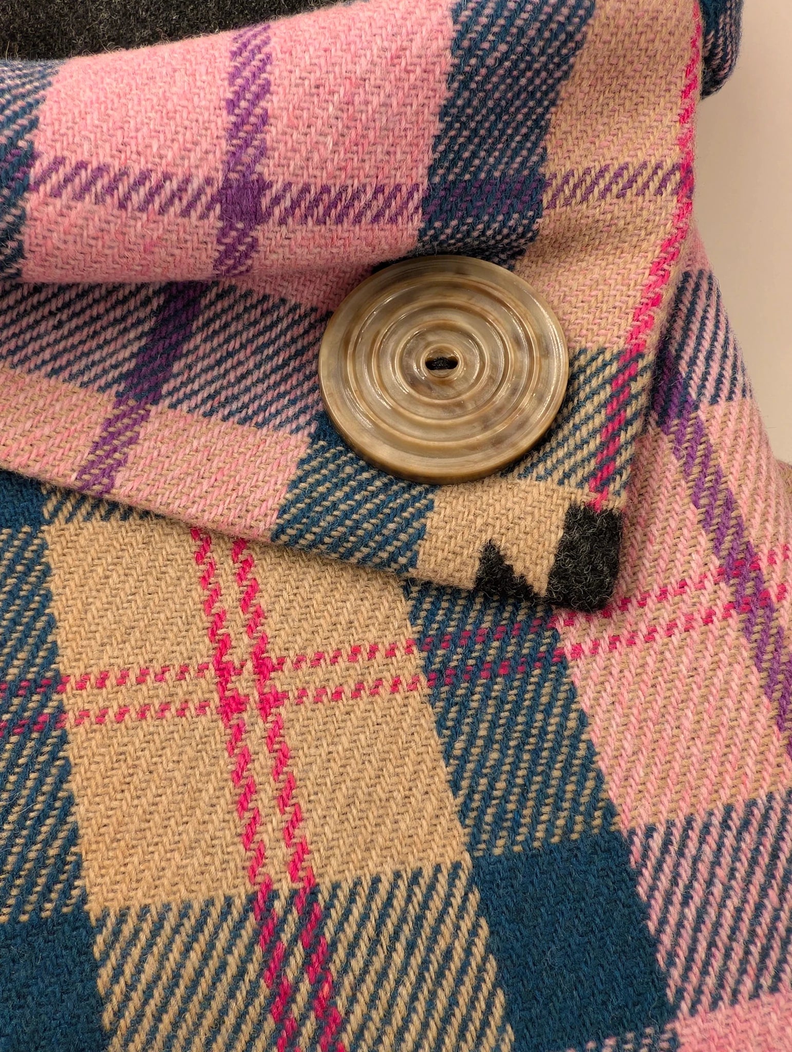 Poncho ull rosa - beige | Rino Poncho i One size från Rino Design Sthlm