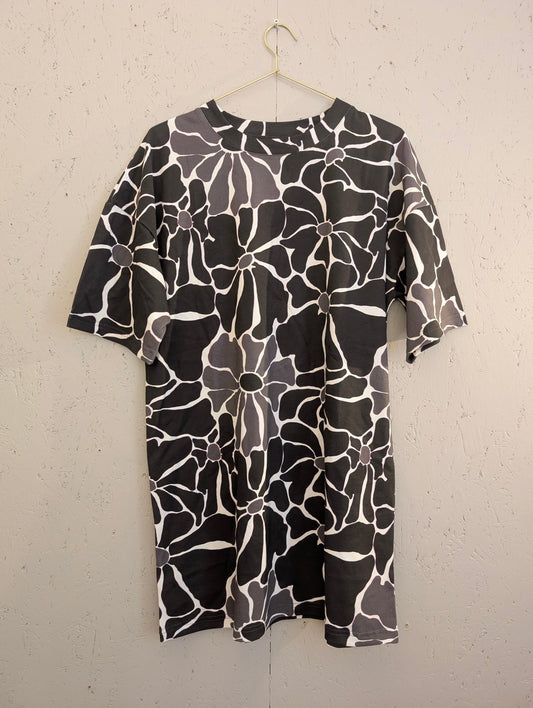 Provex T-shirtklänning Merry B&W - Rino Design Sthlm