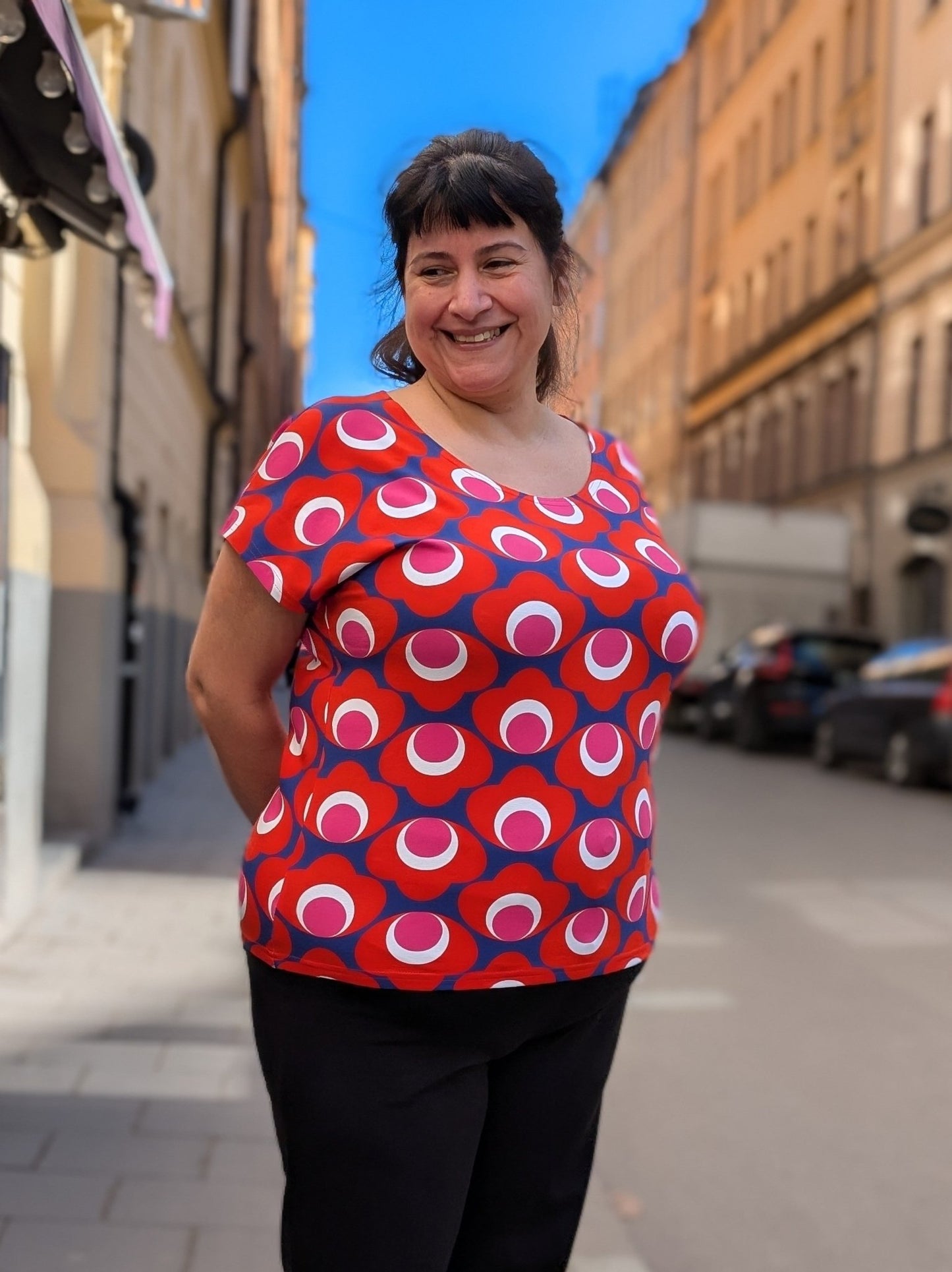 Retro T-shirt Hallongrotta - Rino Design Sthlm