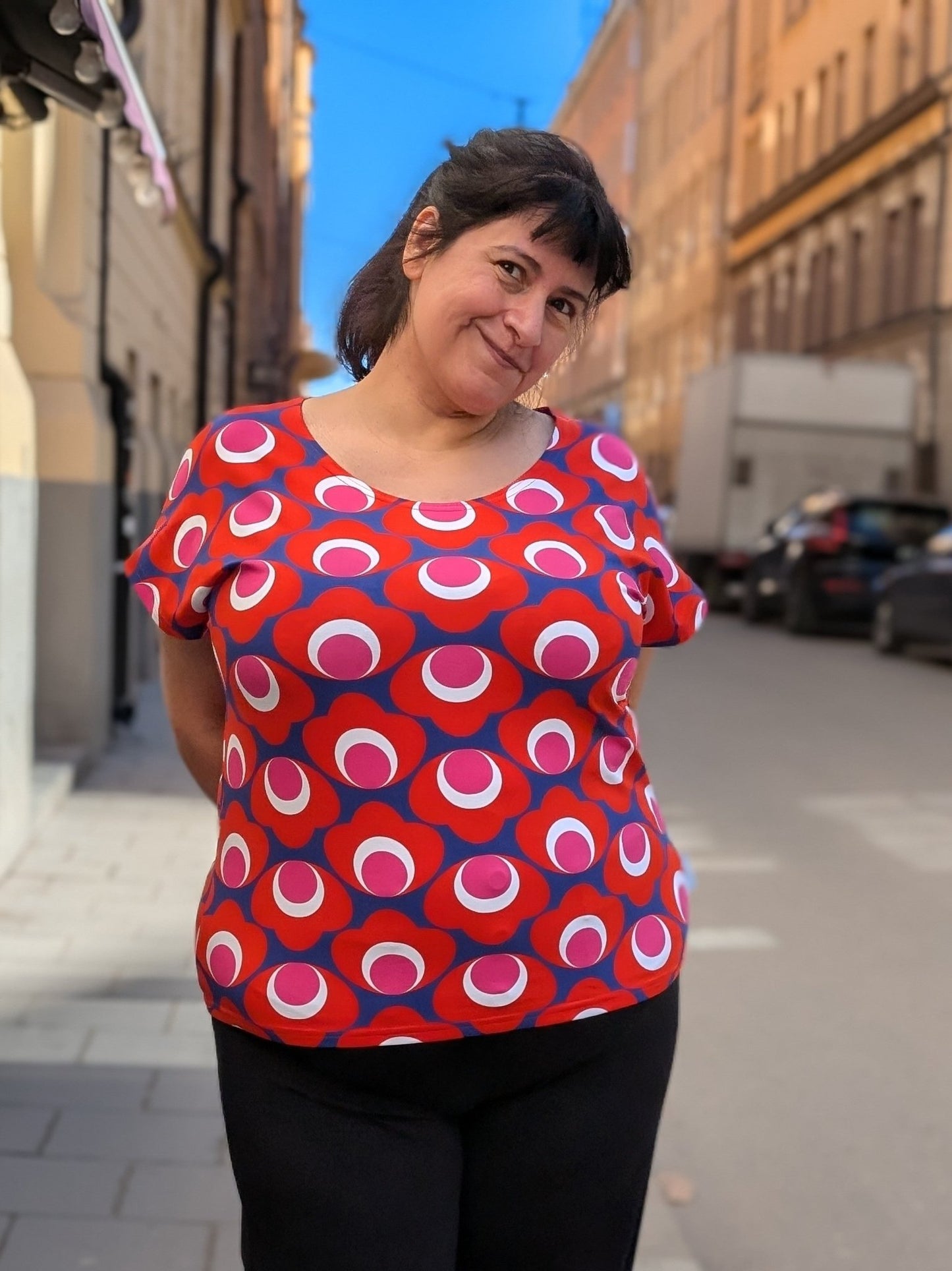 Retro T-shirt Hallongrotta - Rino Design Sthlm
