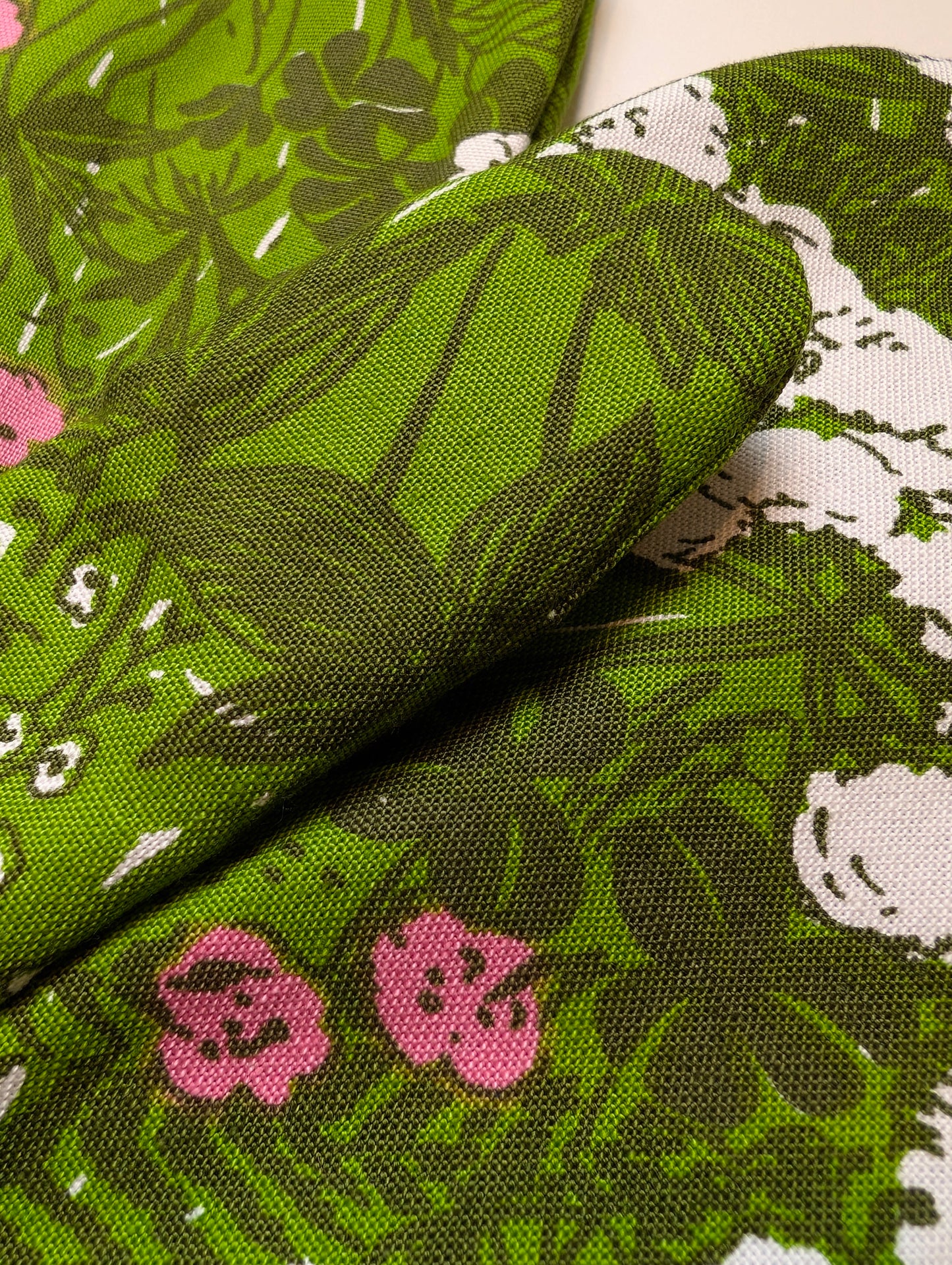 Vantar Retro Grön-rosa blommor