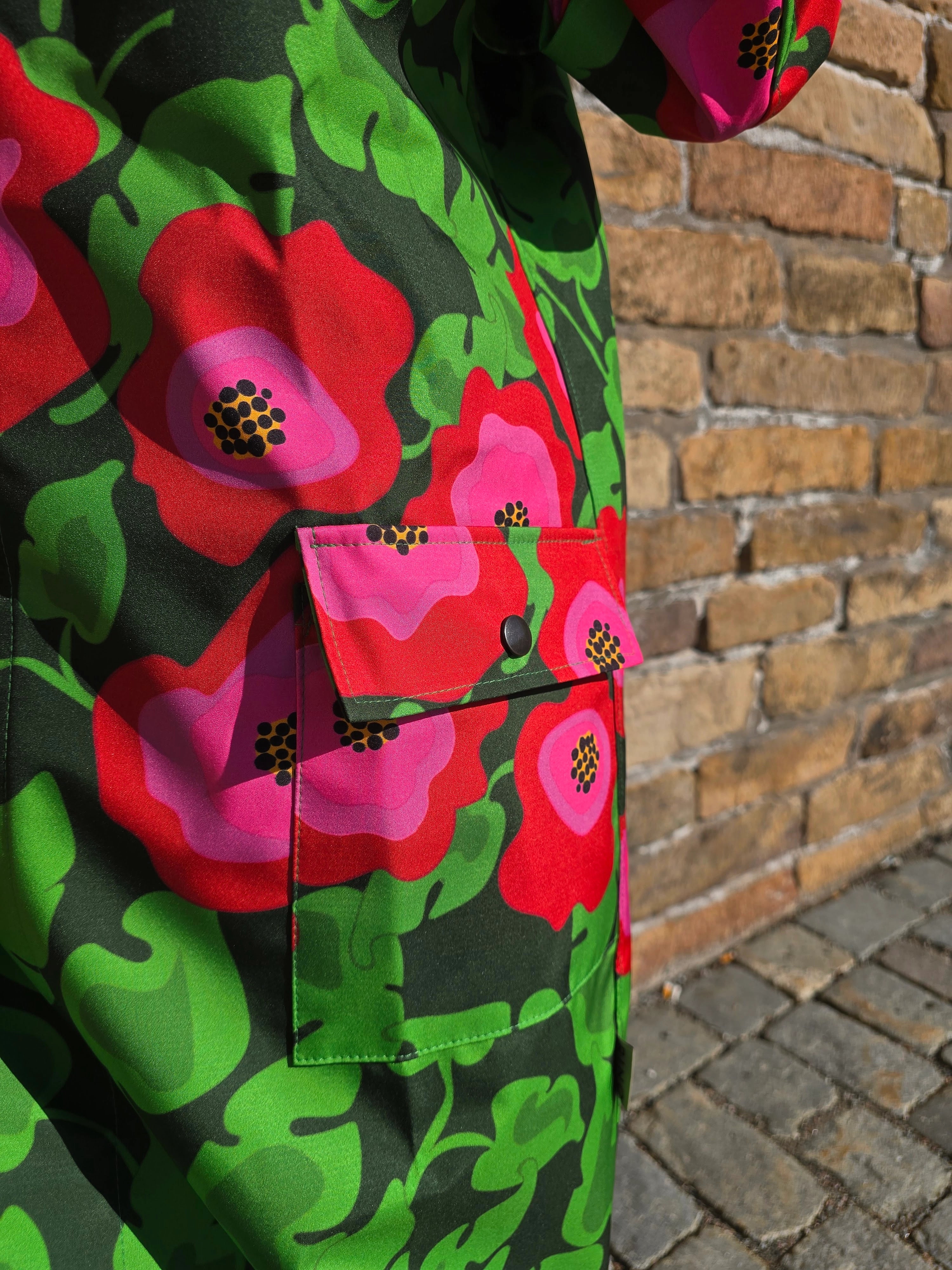 Regnkappa Mönstrad Törnrosa | Rino