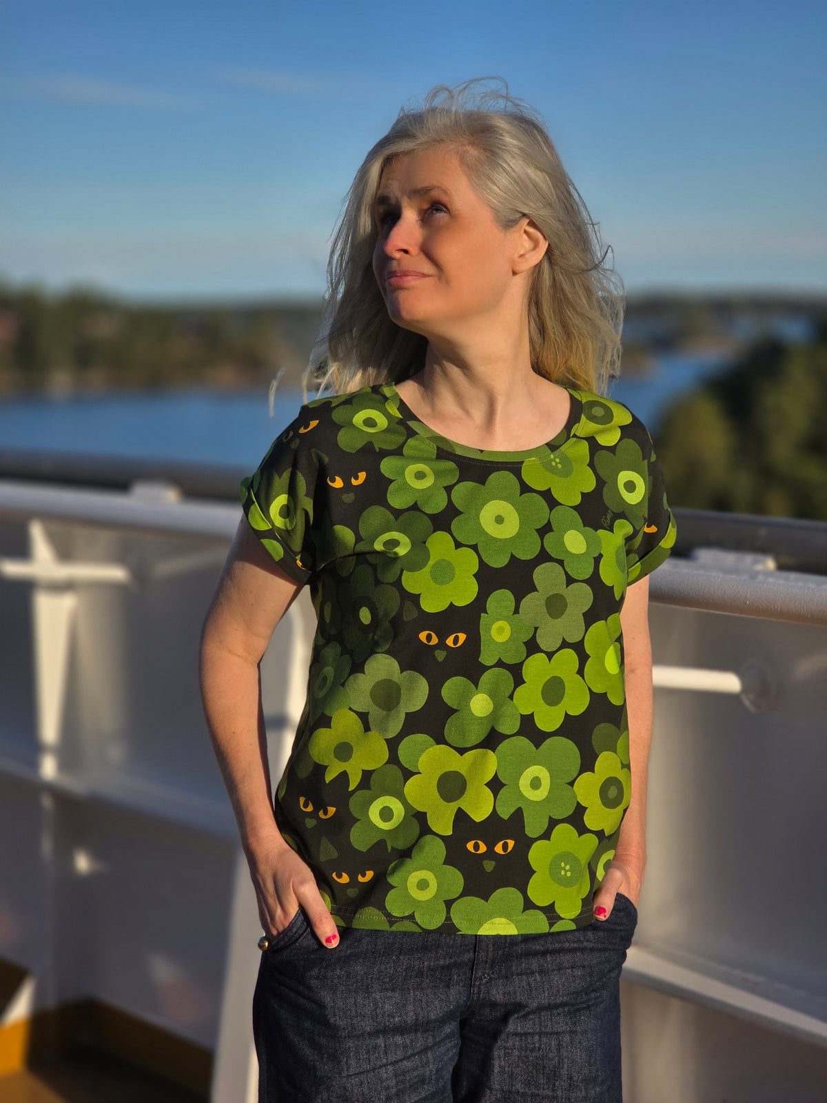 T-shirt Tittut Grön | Rino