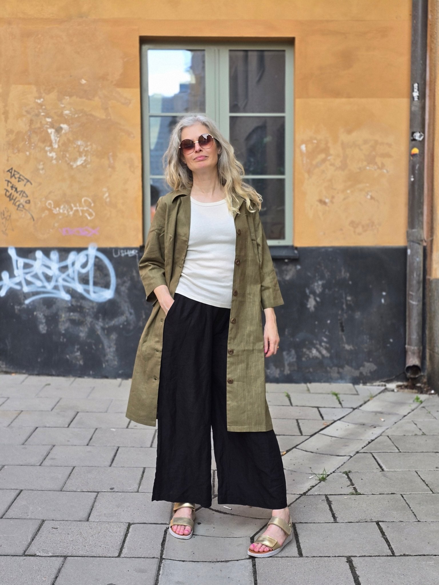 Rockklänning / Städrock Grön Linne | Rino Klänning i S från Rino Design Sthlm