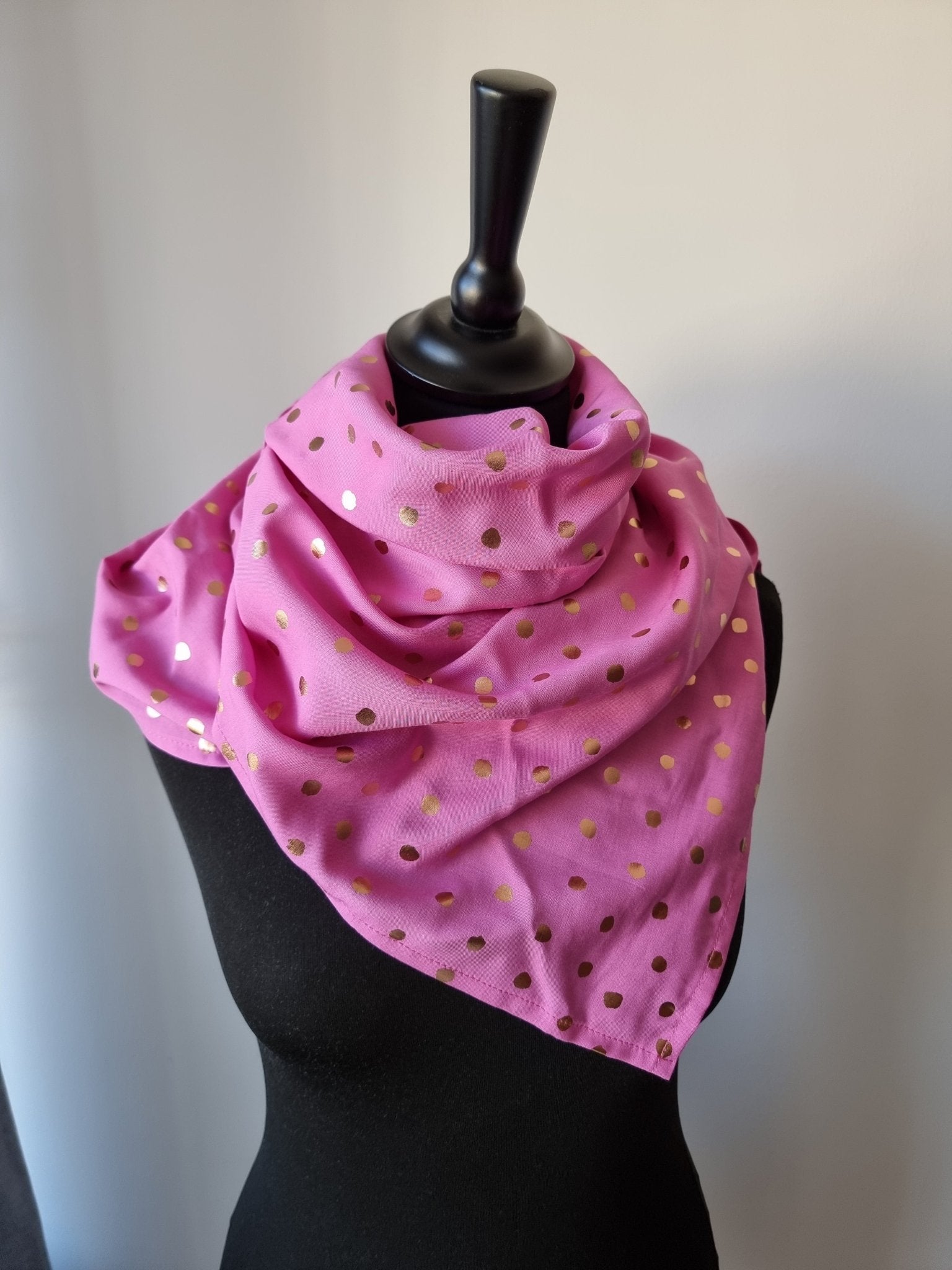 Sjal trekant Rosa/guld | Rino Sjal i Mindre från Rino Design Sthlm