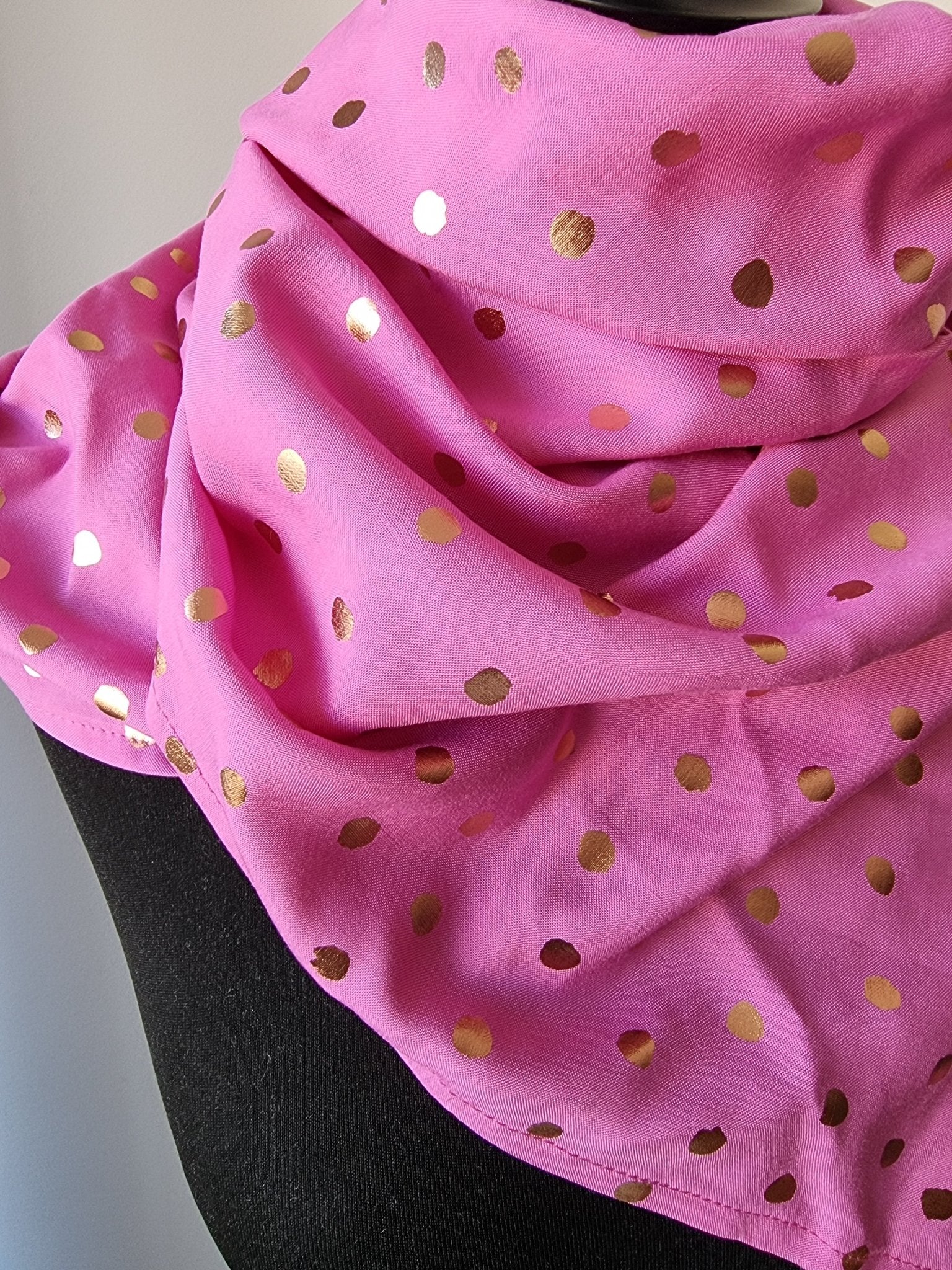 Sjal trekant Rosa/guld | Rino Sjal i Mindre från Rino Design Sthlm