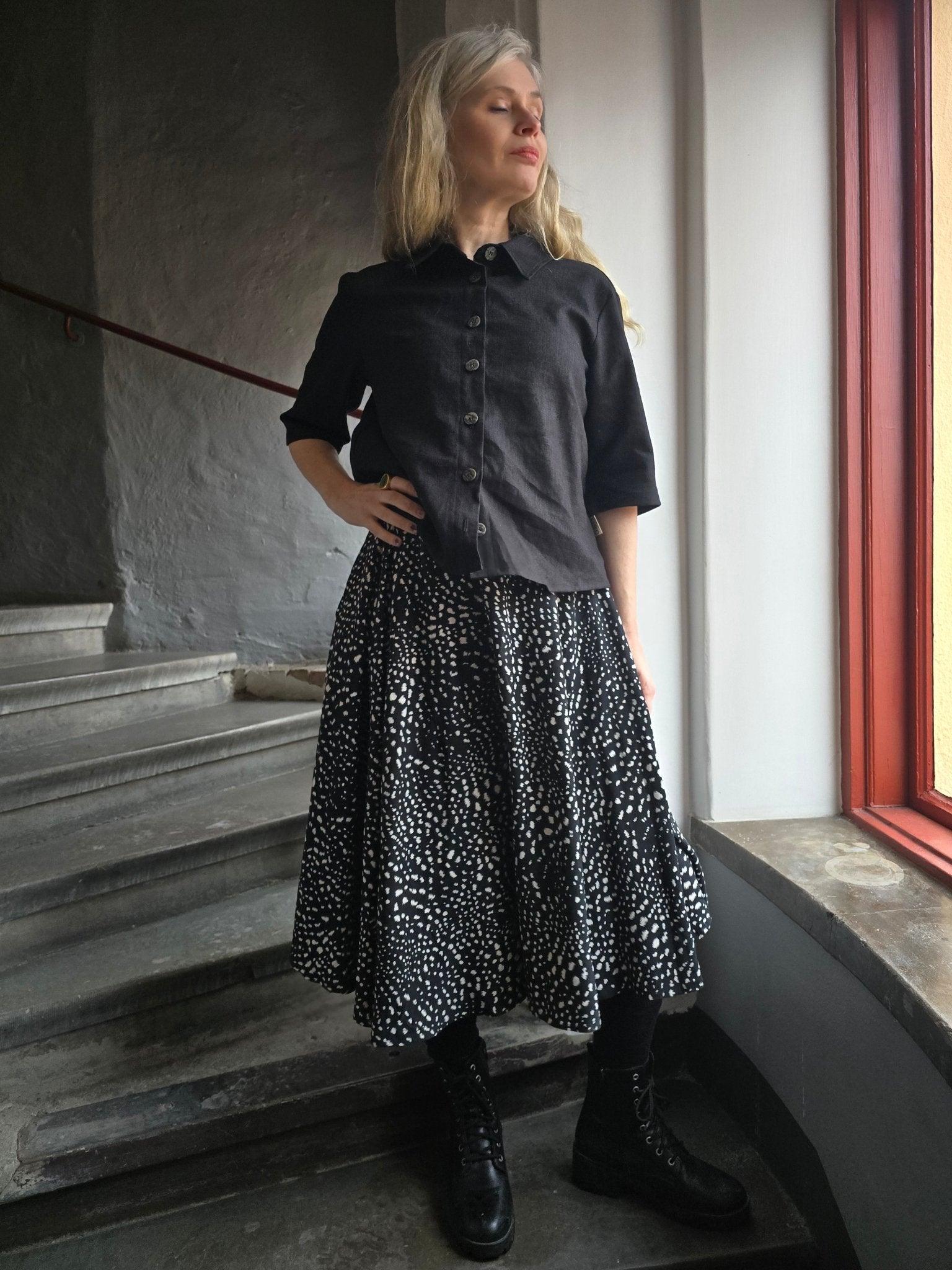 Snurrkjol svart vit | Rino Snurrkjol i S från Rino Design Sthlm