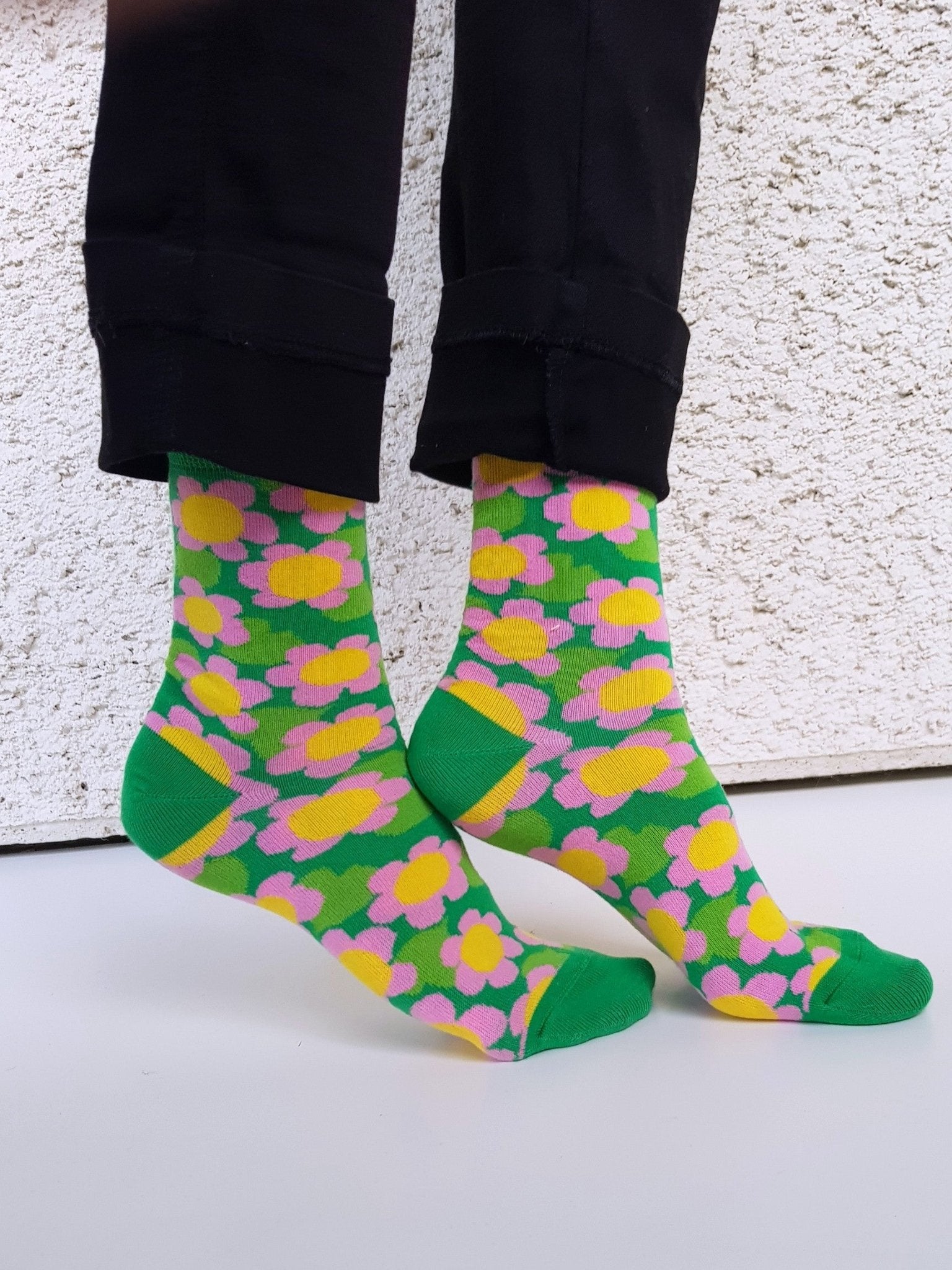 Strumpor Solblomma | Rino Strumpor i One size från Rino Design Sthlm