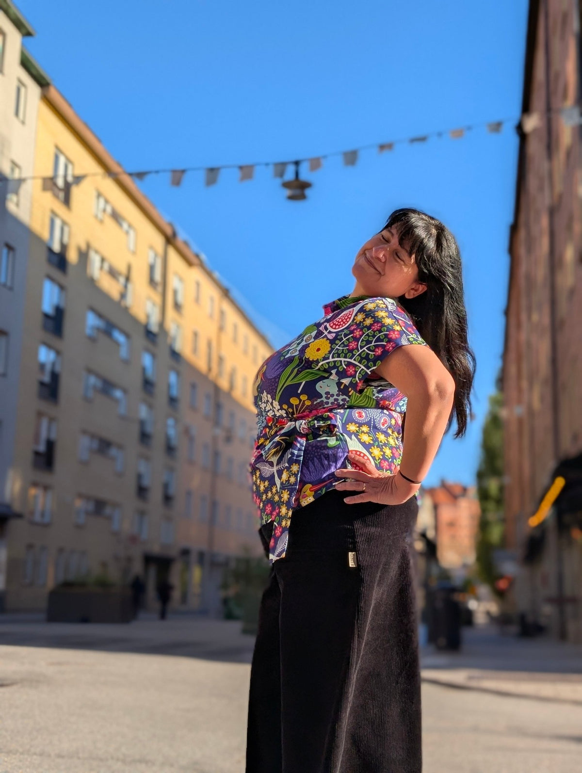 Top med knyt Night Garden | Rino Knyttop i S/M från Rino Design Sthlm