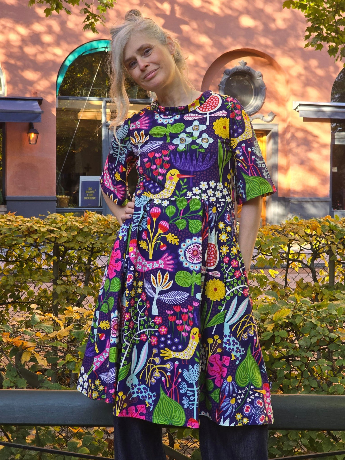 Trikåklänning Gittan Night Garden | Rino Klänning i S från Rino Design Sthlm