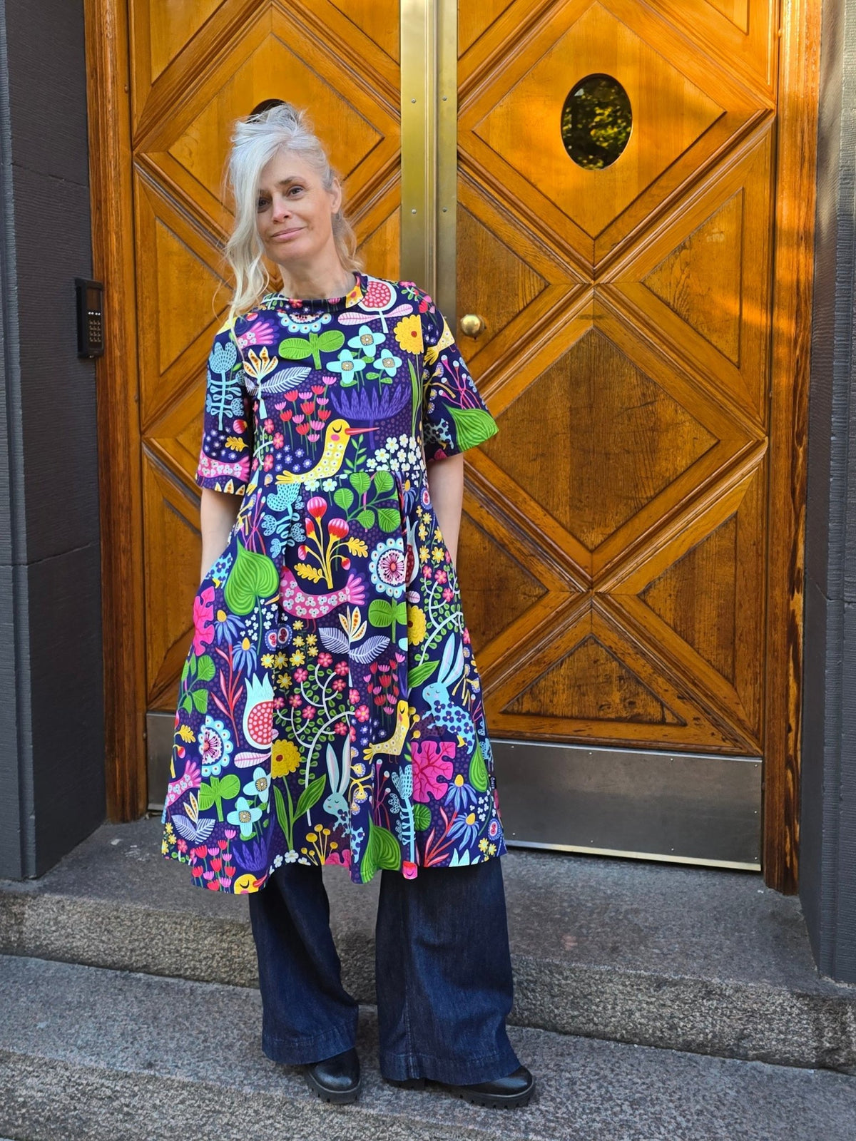 Trikåklänning Gittan Night Garden | Rino Klänning i S från Rino Design Sthlm