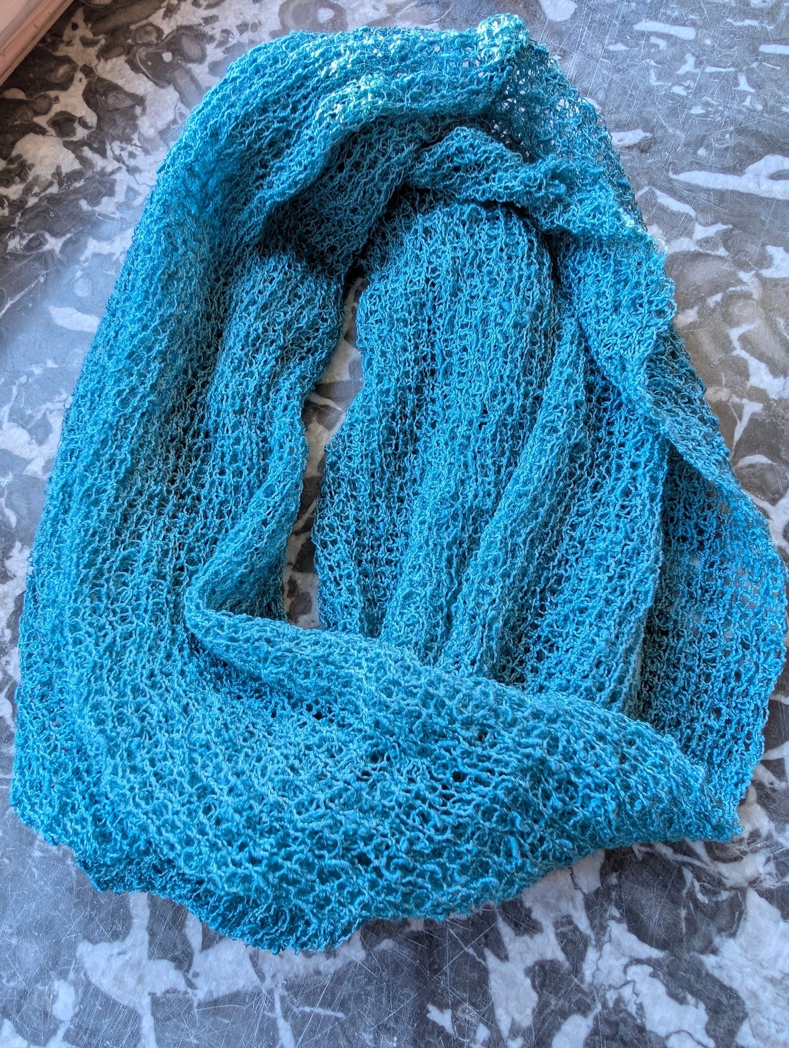 Tubsjal Finstickad Liten Mörk petrol | Rino Sjal i One size från Rino Design Sthlm