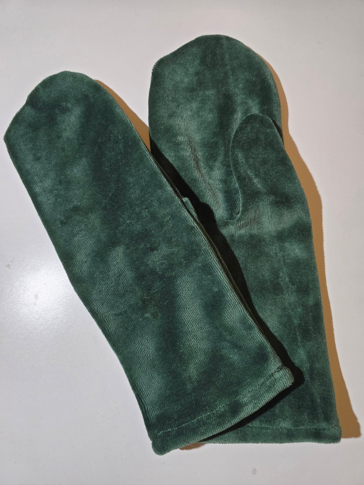 Vantar Velour Grön - Rino Design Sthlm