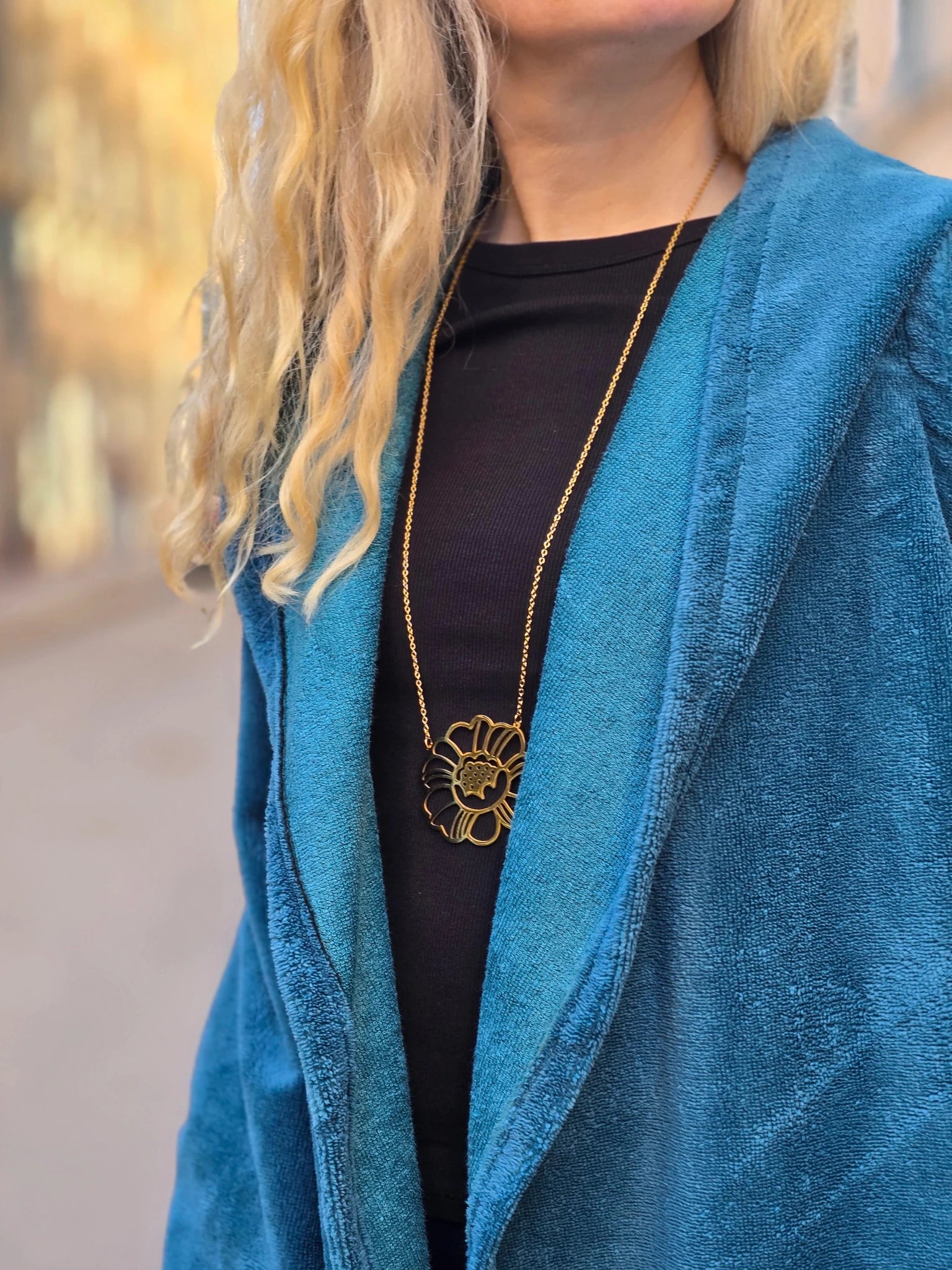 Väst med huva petrol | Rino Väst i Mindre från Rino Design Sthlm