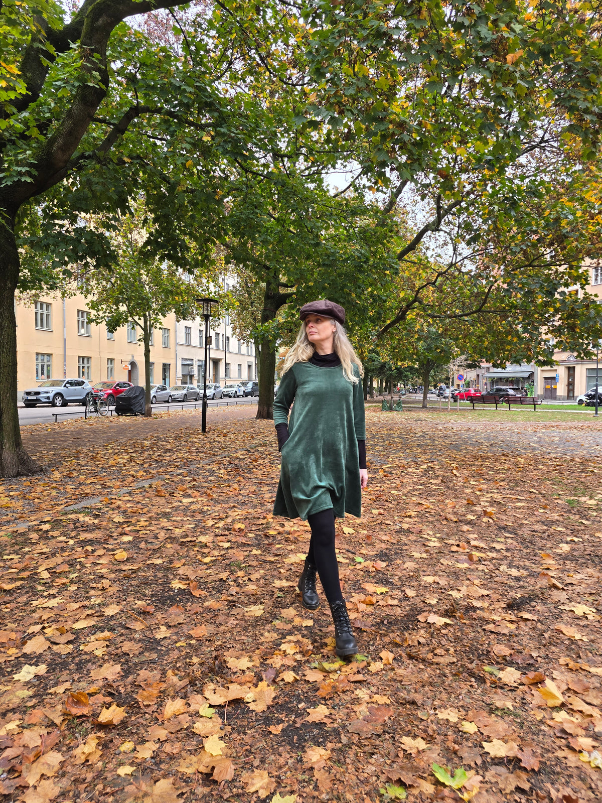 Velourklänning A-linje Grön | Rino