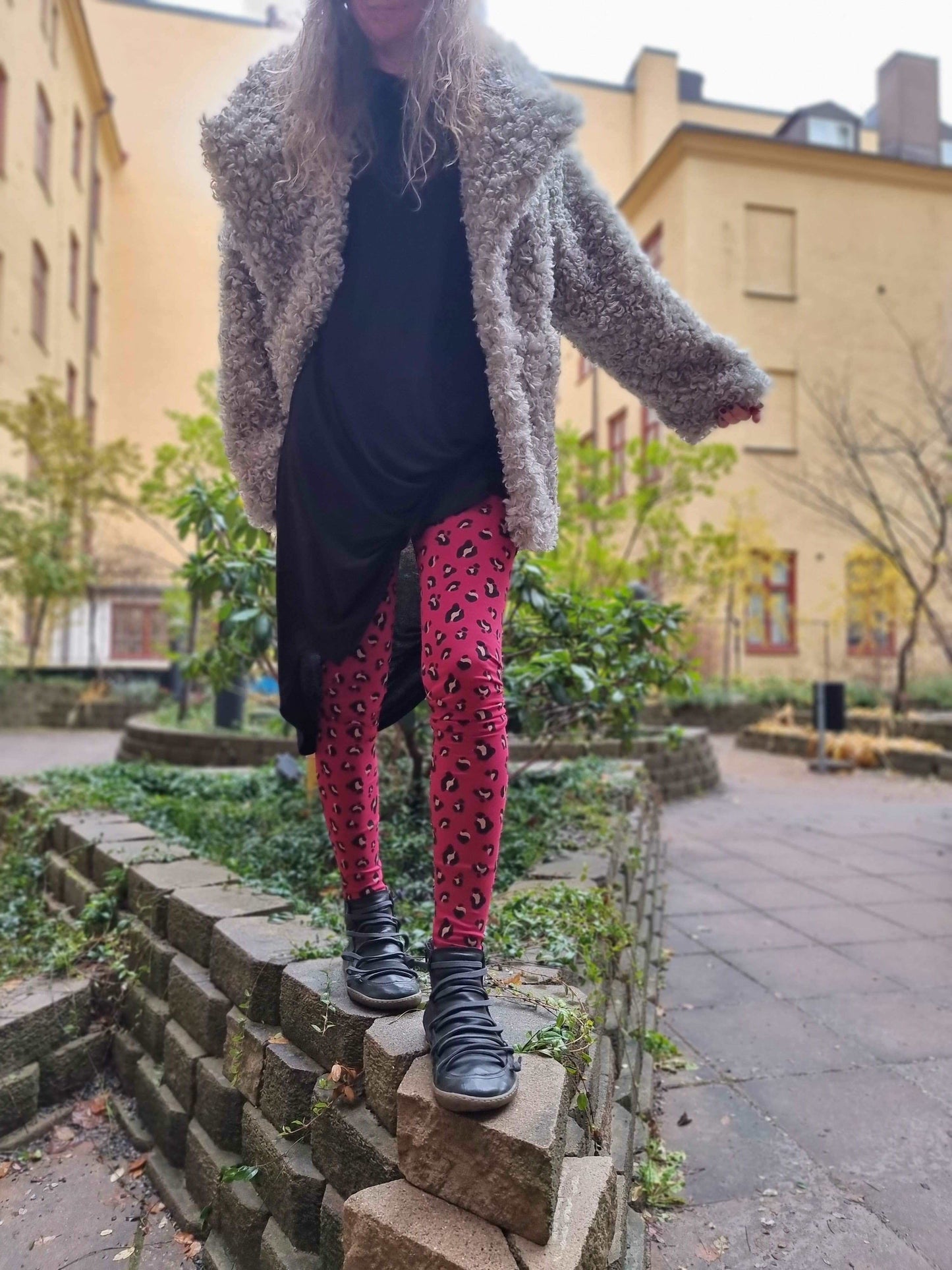 Glitter leopard. Leggings