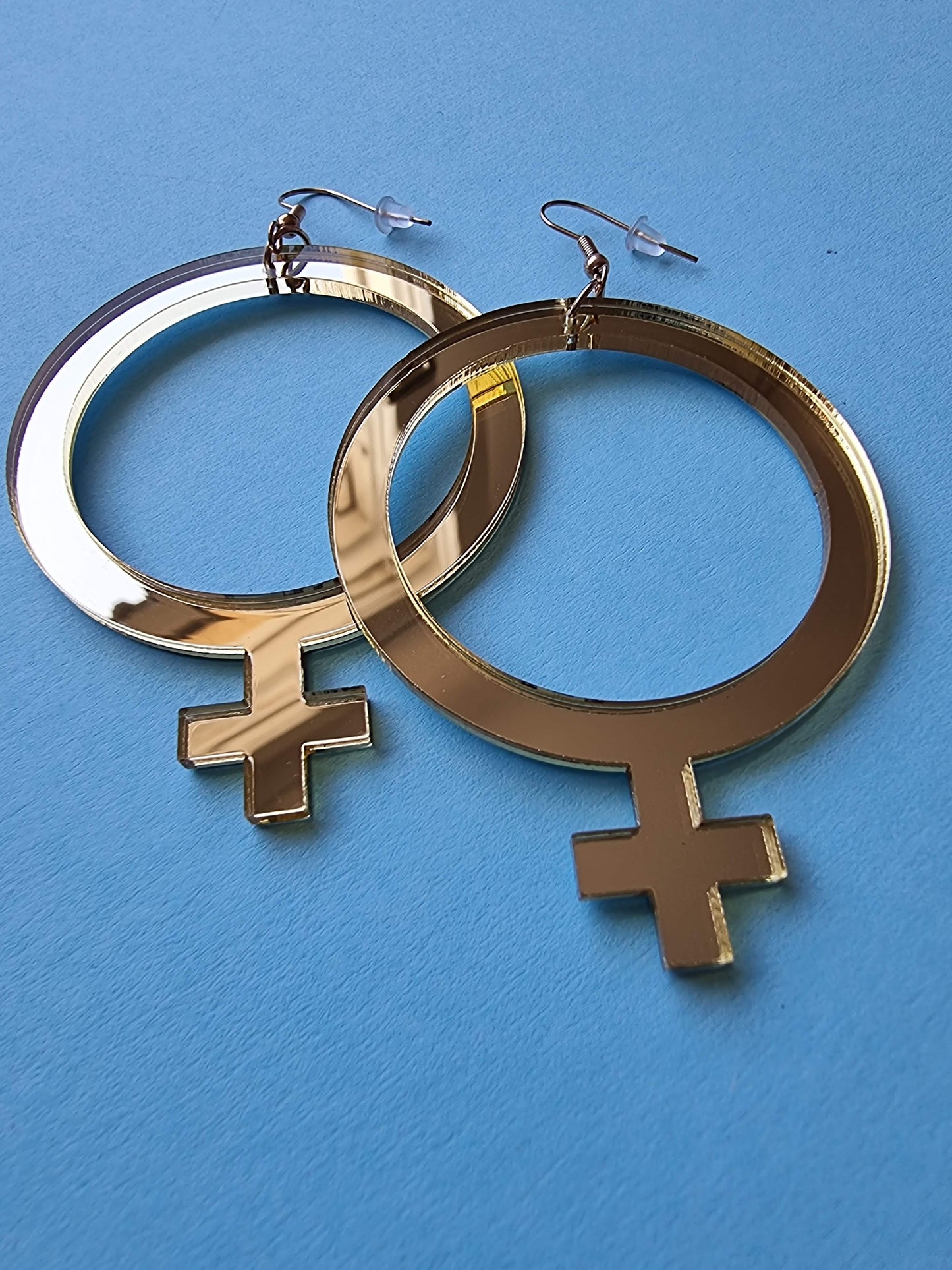 Earrings feminist Gold