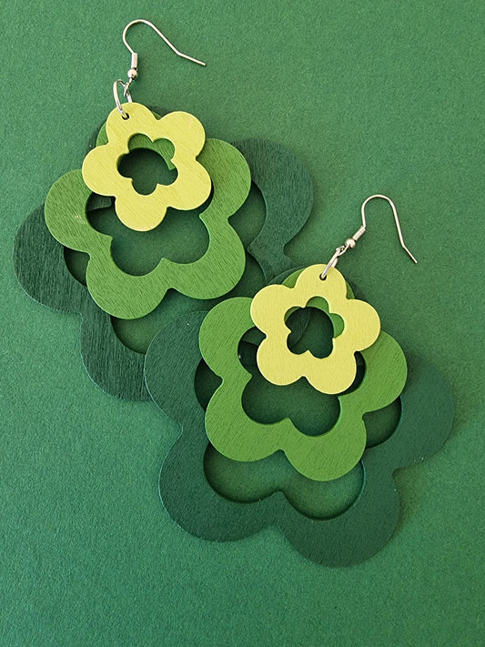 Earrings 3 flowers green