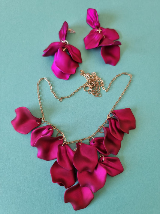 Earrings and Necklace Rose petals