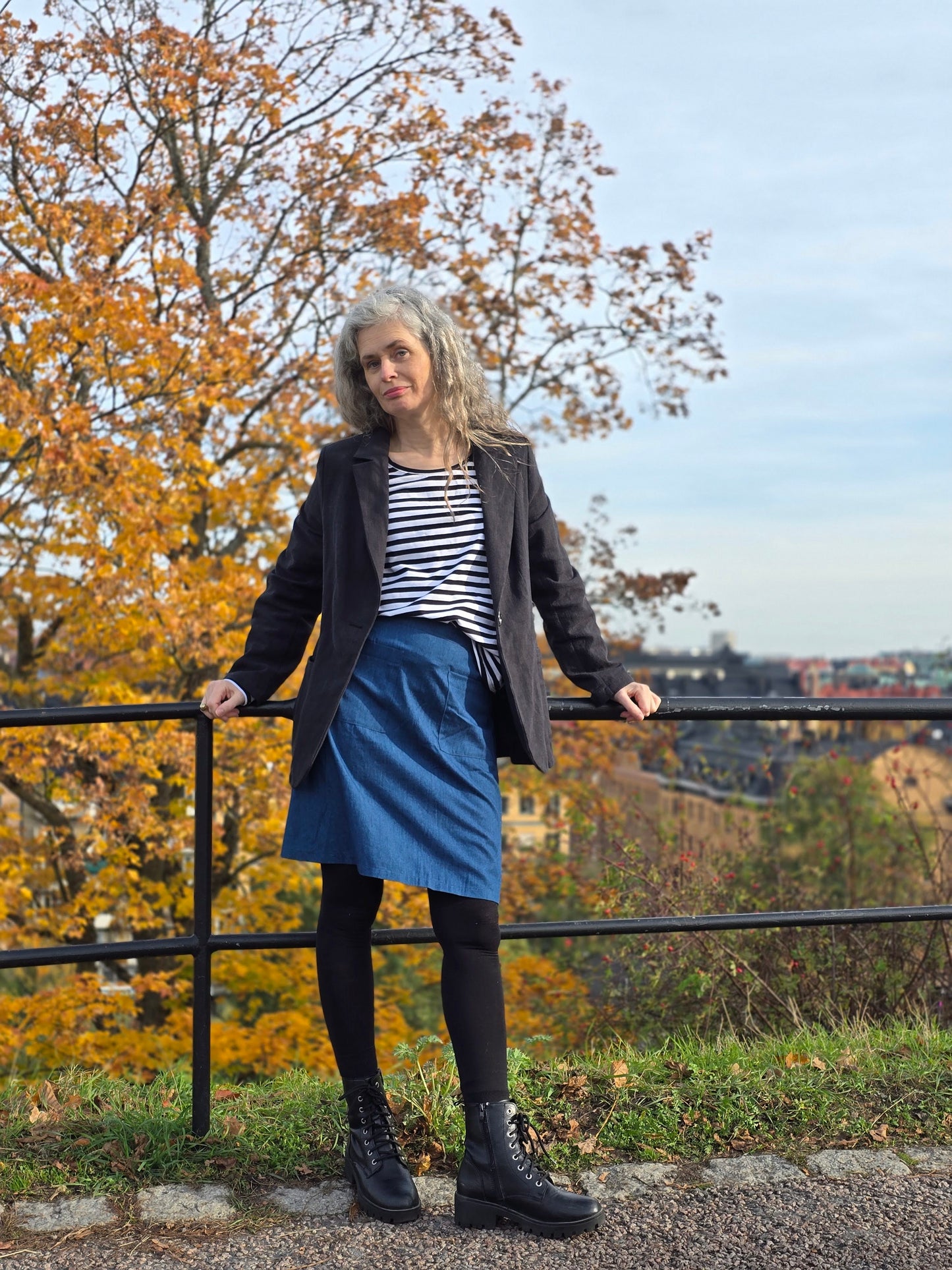 Denim skirt with pockets