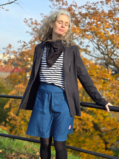 Denim skirt with pockets