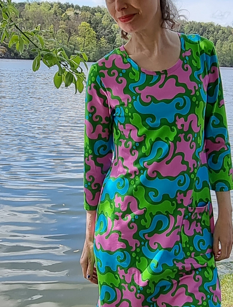 Tricot dress with three-quarter sleeves Swirl