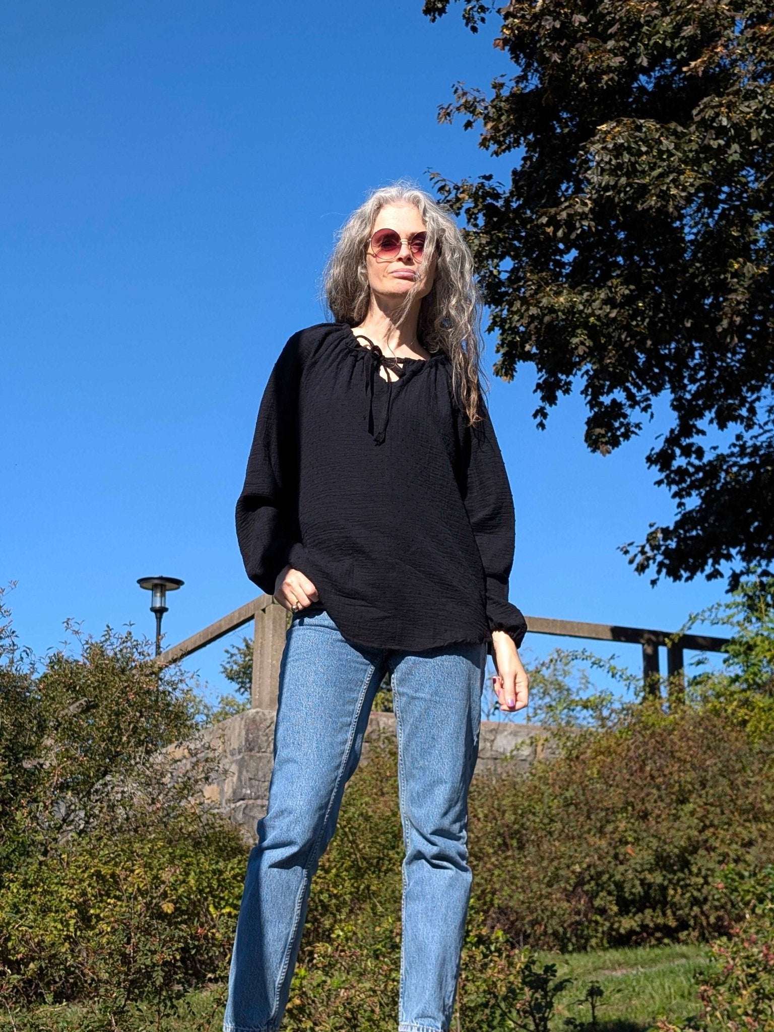 Blus Cozy Svart | Rino Blus i S från Rino Design Sthlm