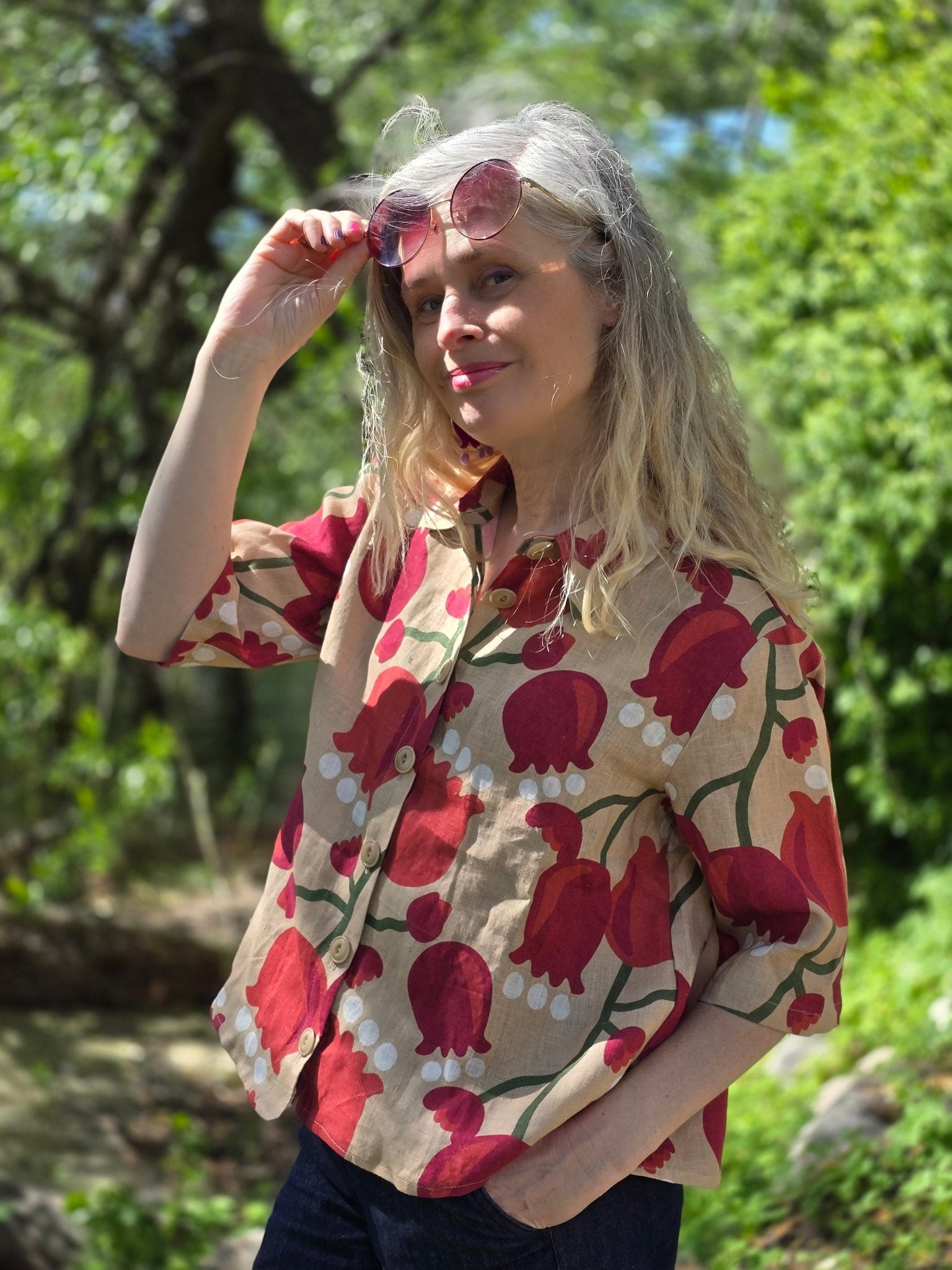 Blus ljus Tulpan | Rino Blus i S från Rino Design Sthlm