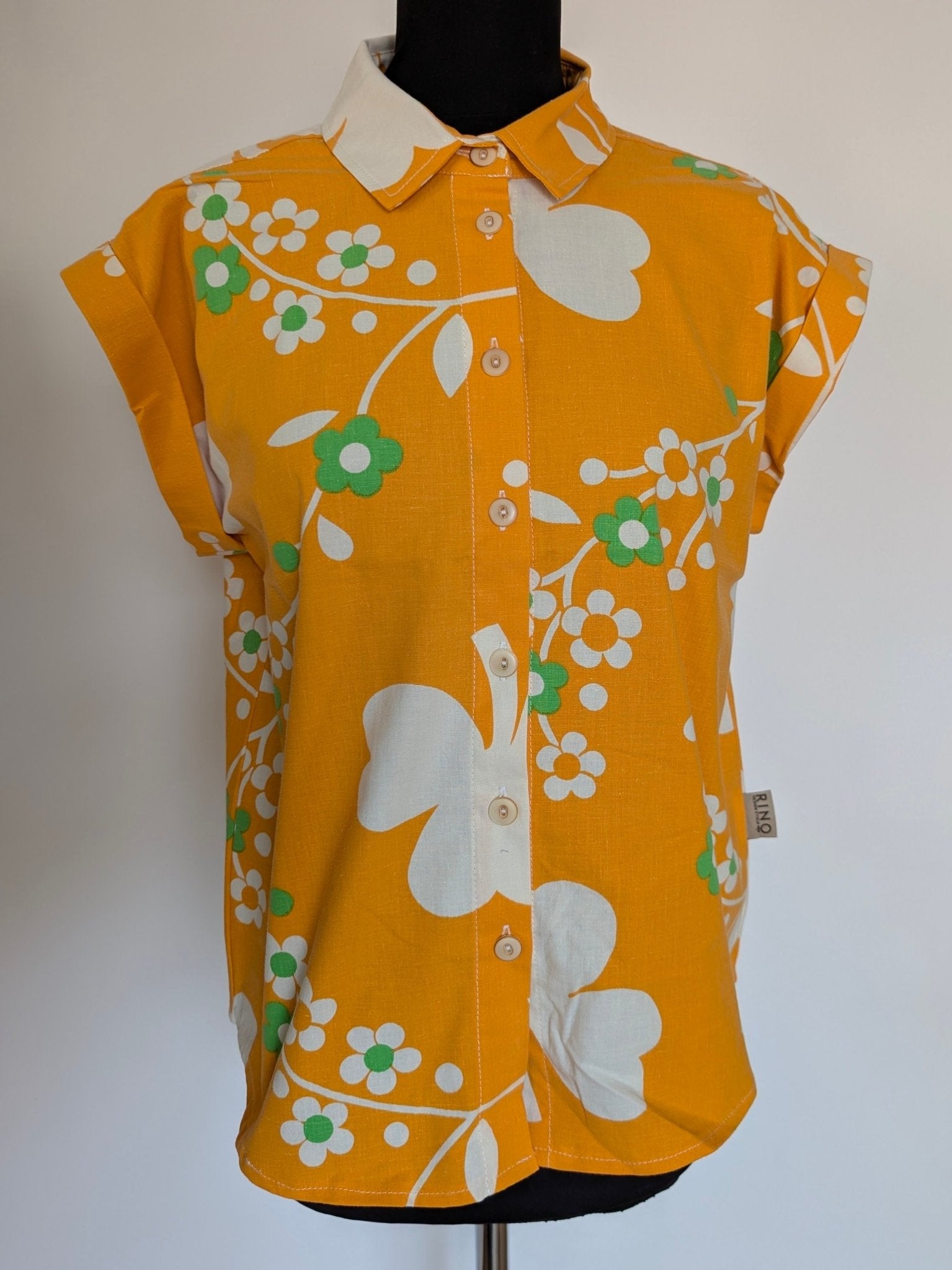 Blus Nätt Retro Orange | Rino Blus i S/M från Rino Design Sthlm